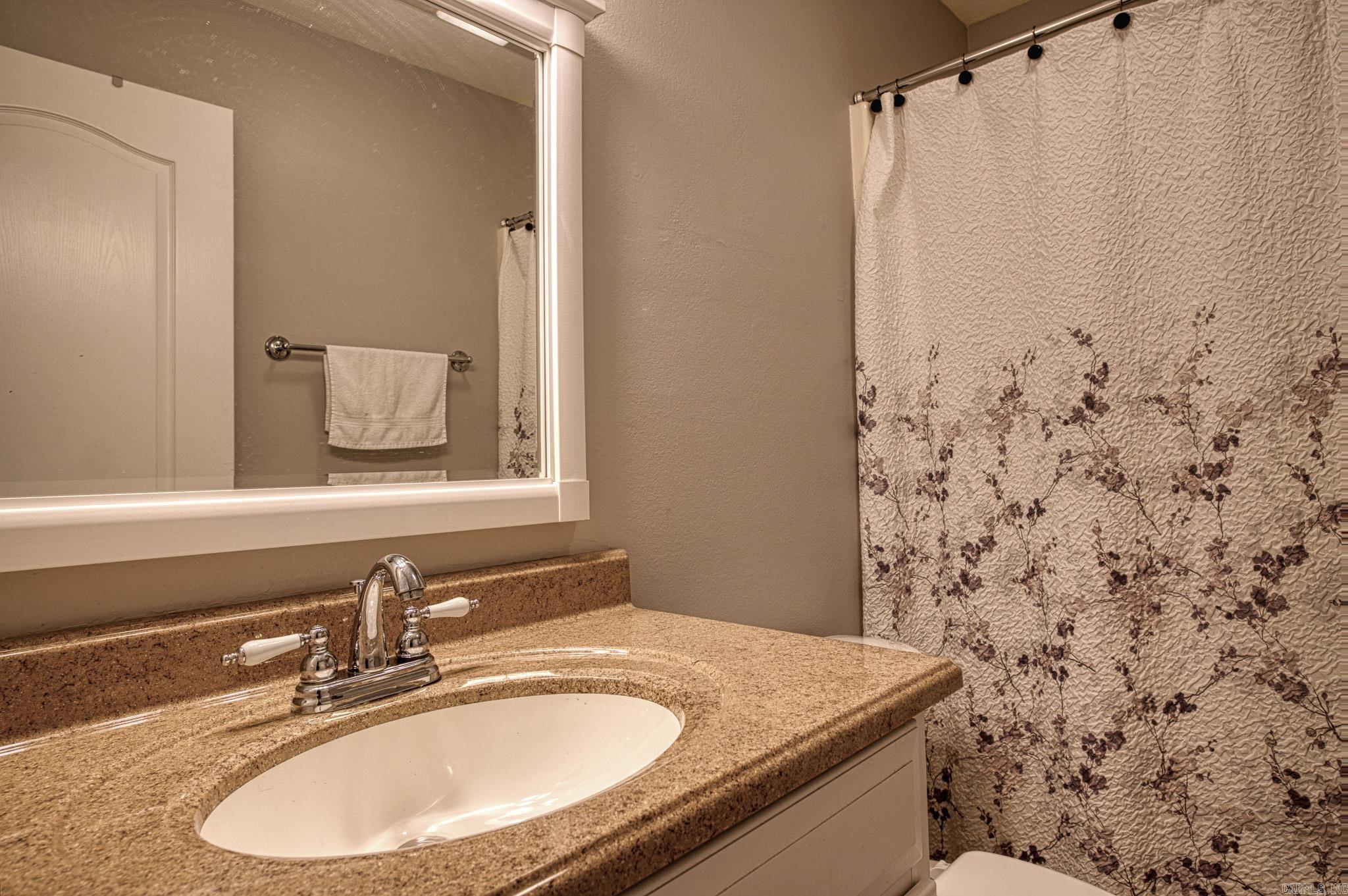 21 Badajoz Way  Hot Springs Village, AR