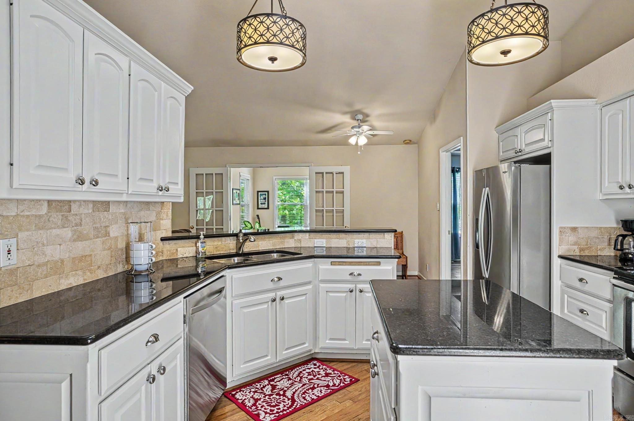 21 Badajoz Way  Hot Springs Village, AR