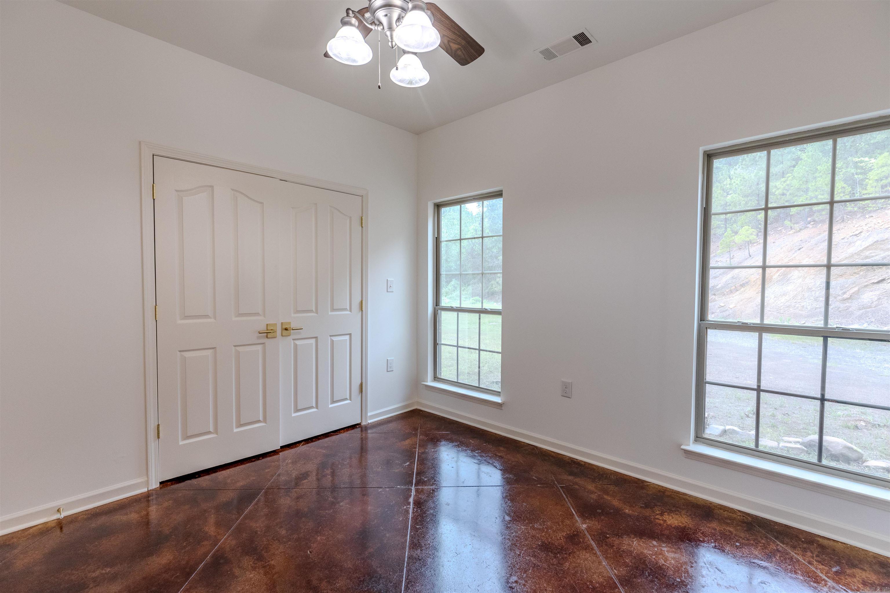 1303 Casa Aplin  Perryville, AR