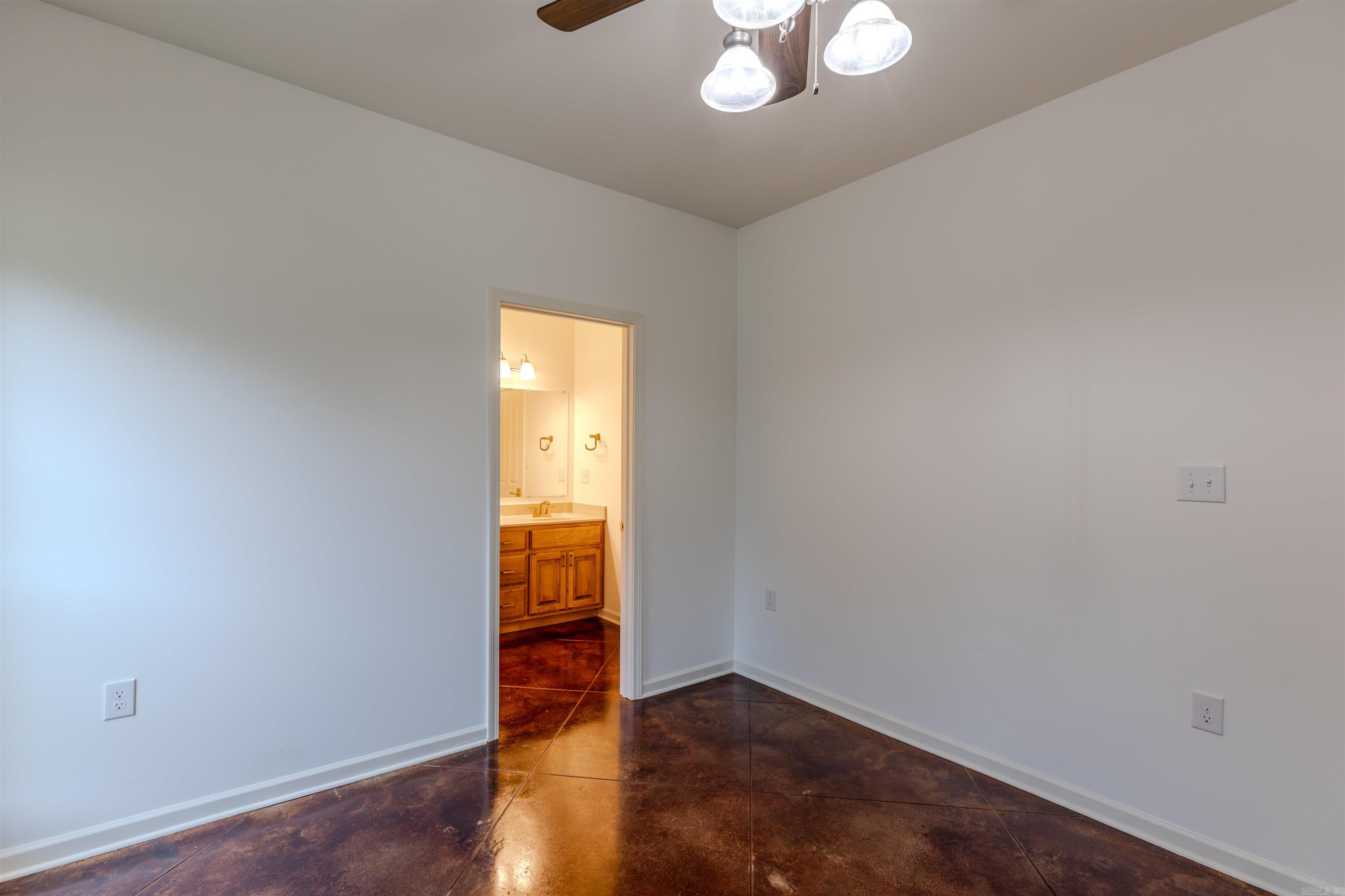 1303 Casa Aplin  Perryville, AR