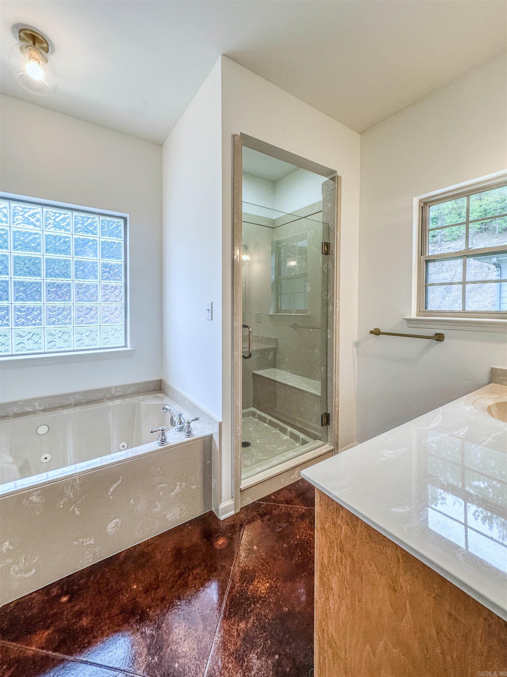 1303 Casa Aplin  Perryville, AR