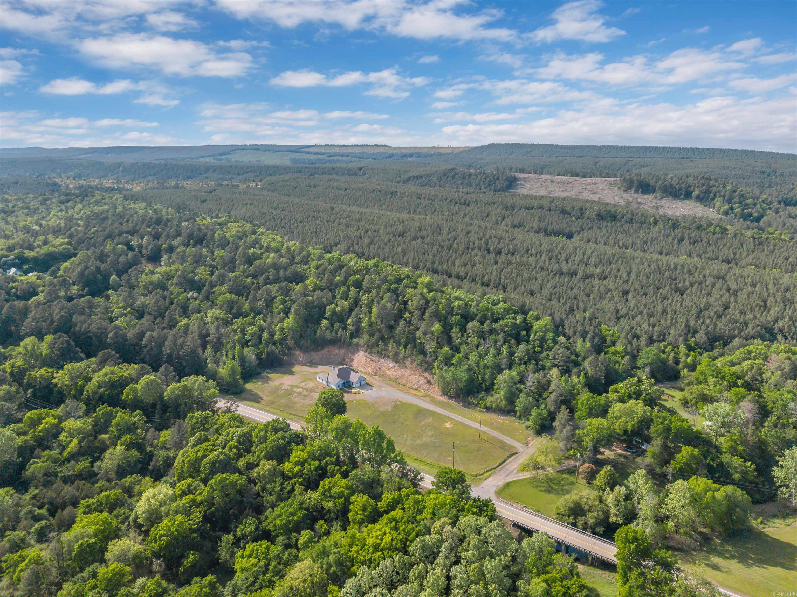 1303 Casa Aplin  Perryville, AR