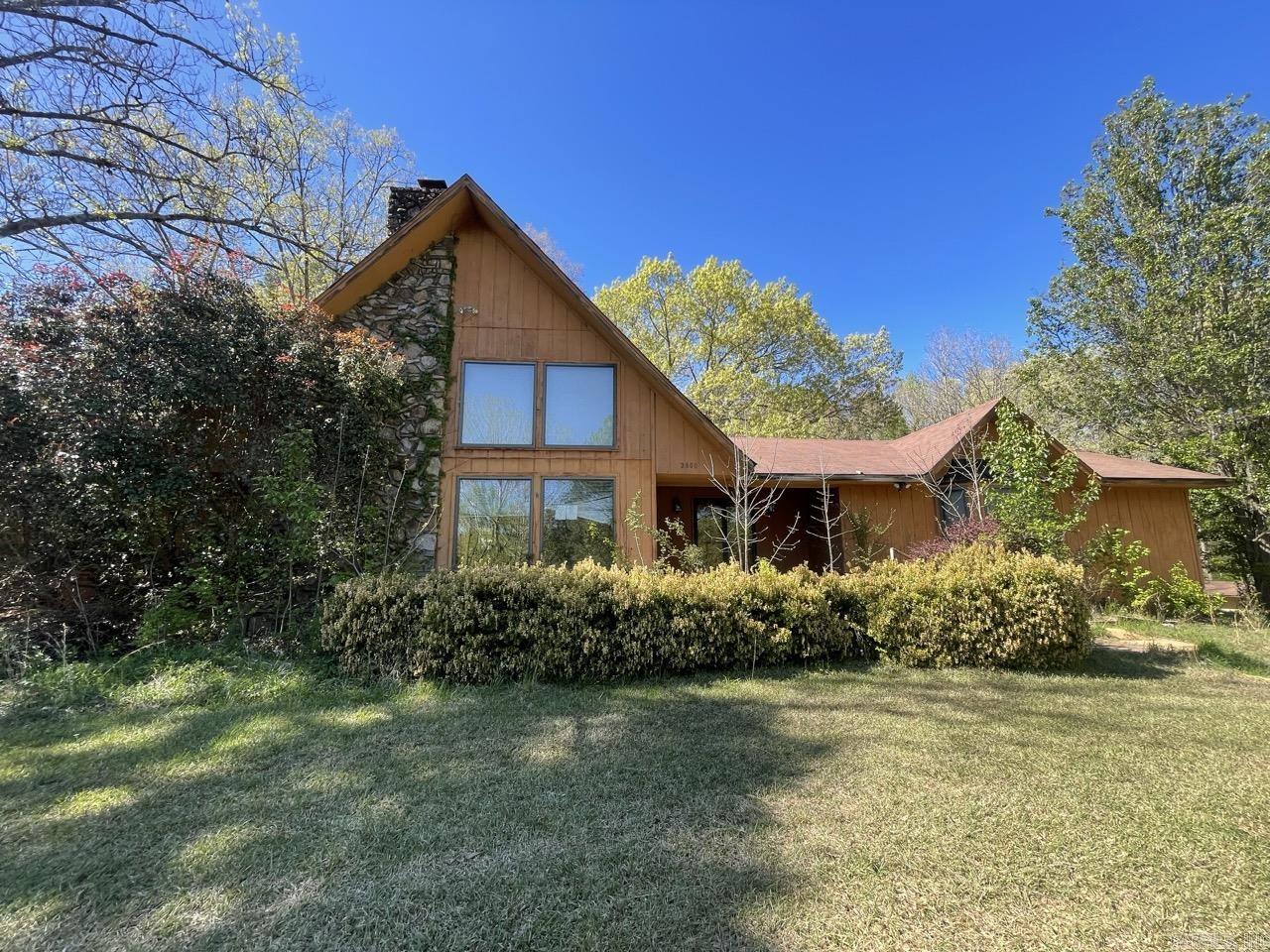 2800 Meadow  Benton, AR