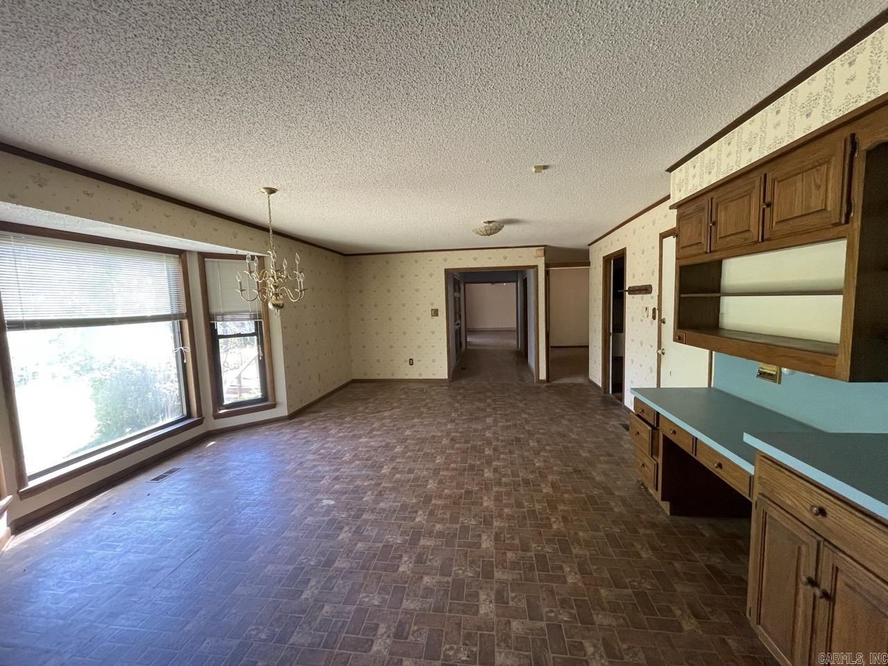 2800 Meadow  Benton, AR