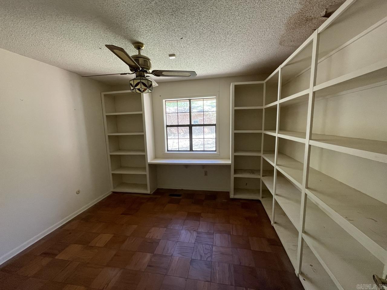 2800 Meadow  Benton, AR