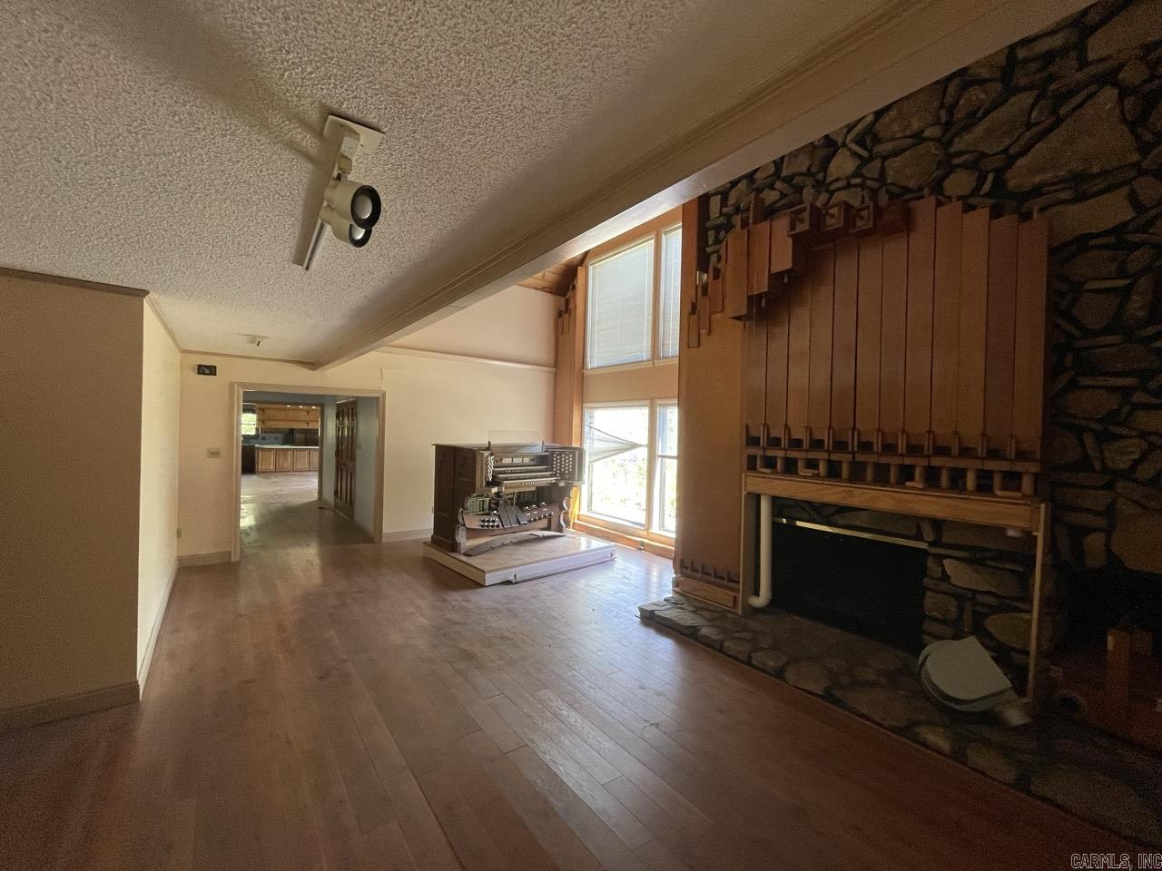 2800 Meadow  Benton, AR