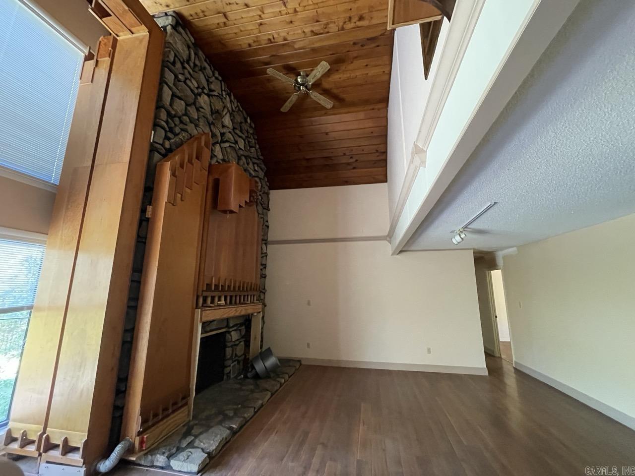 2800 Meadow  Benton, AR