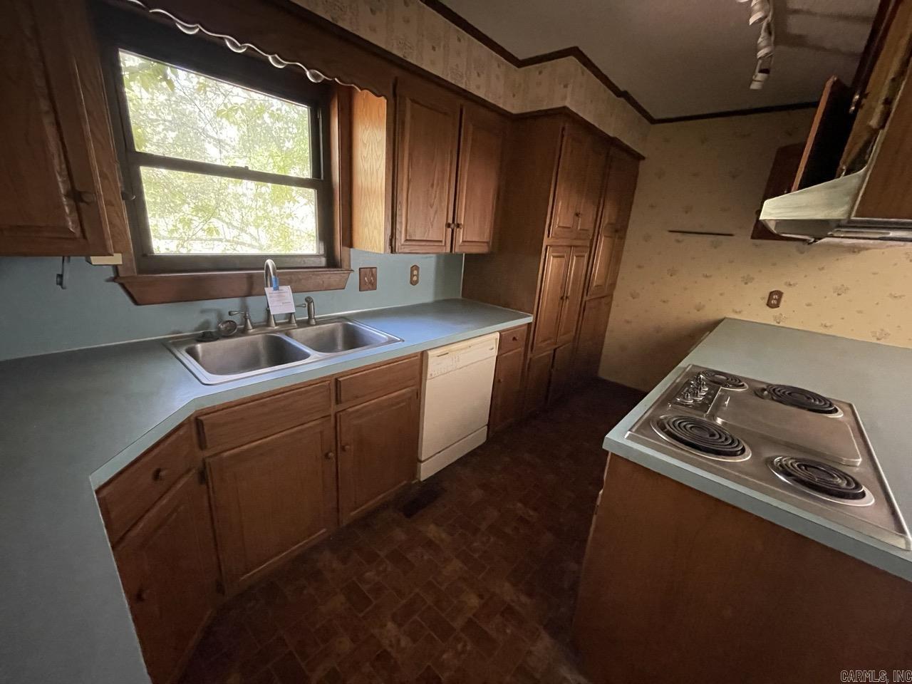 2800 Meadow  Benton, AR