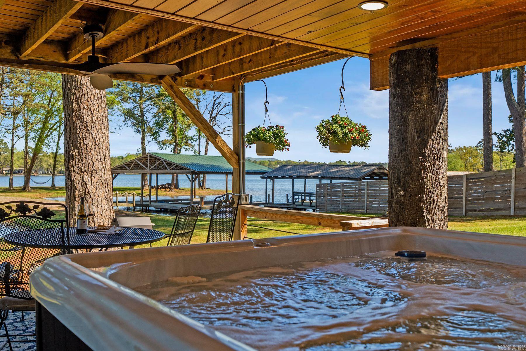 142 Northshore  Hot Springs, AR