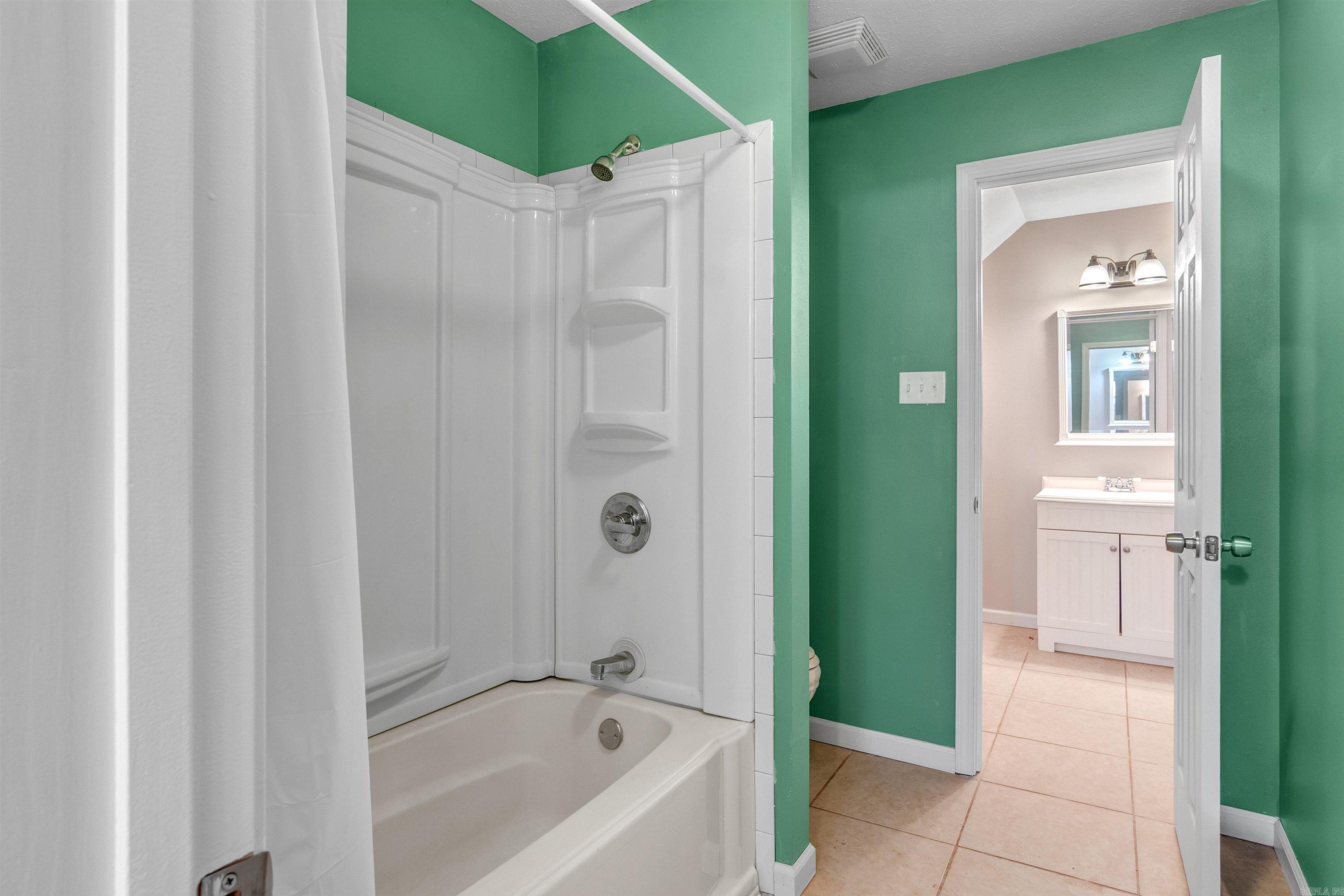 62 Robins Nest  Lonoke, AR