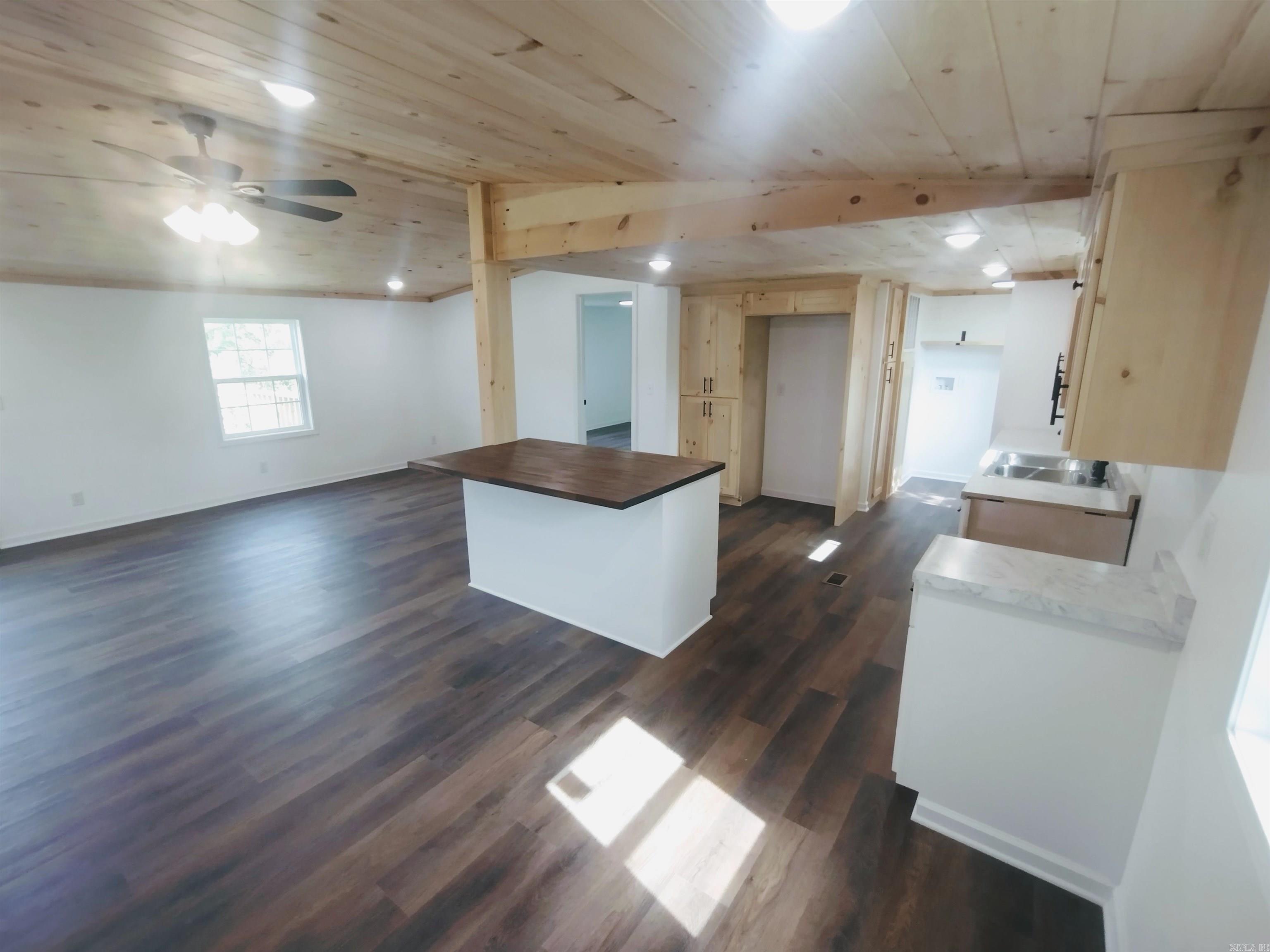 10633 hwy 66  Timbo, AR