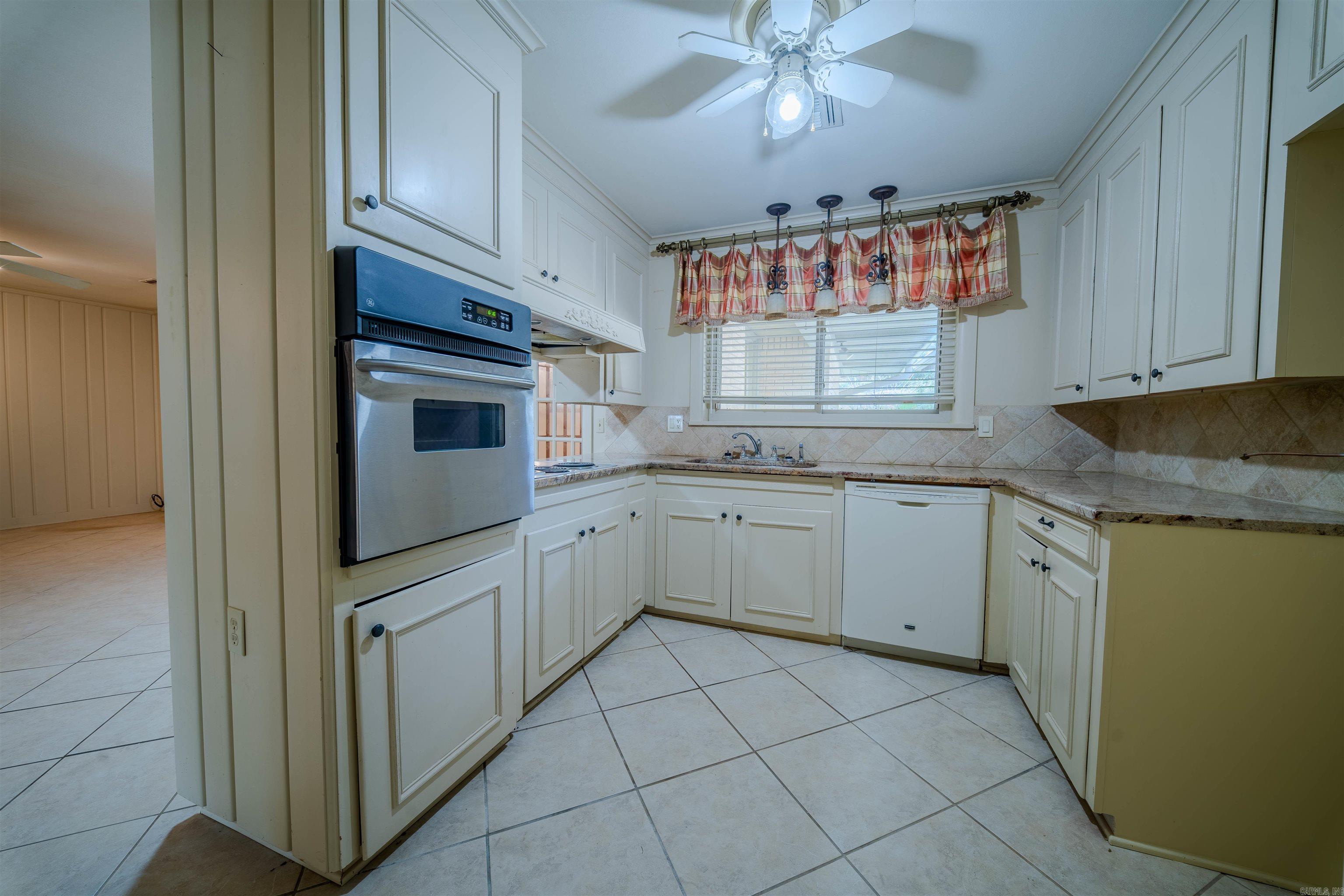 1609 W Cedar St  El Dorado, AR