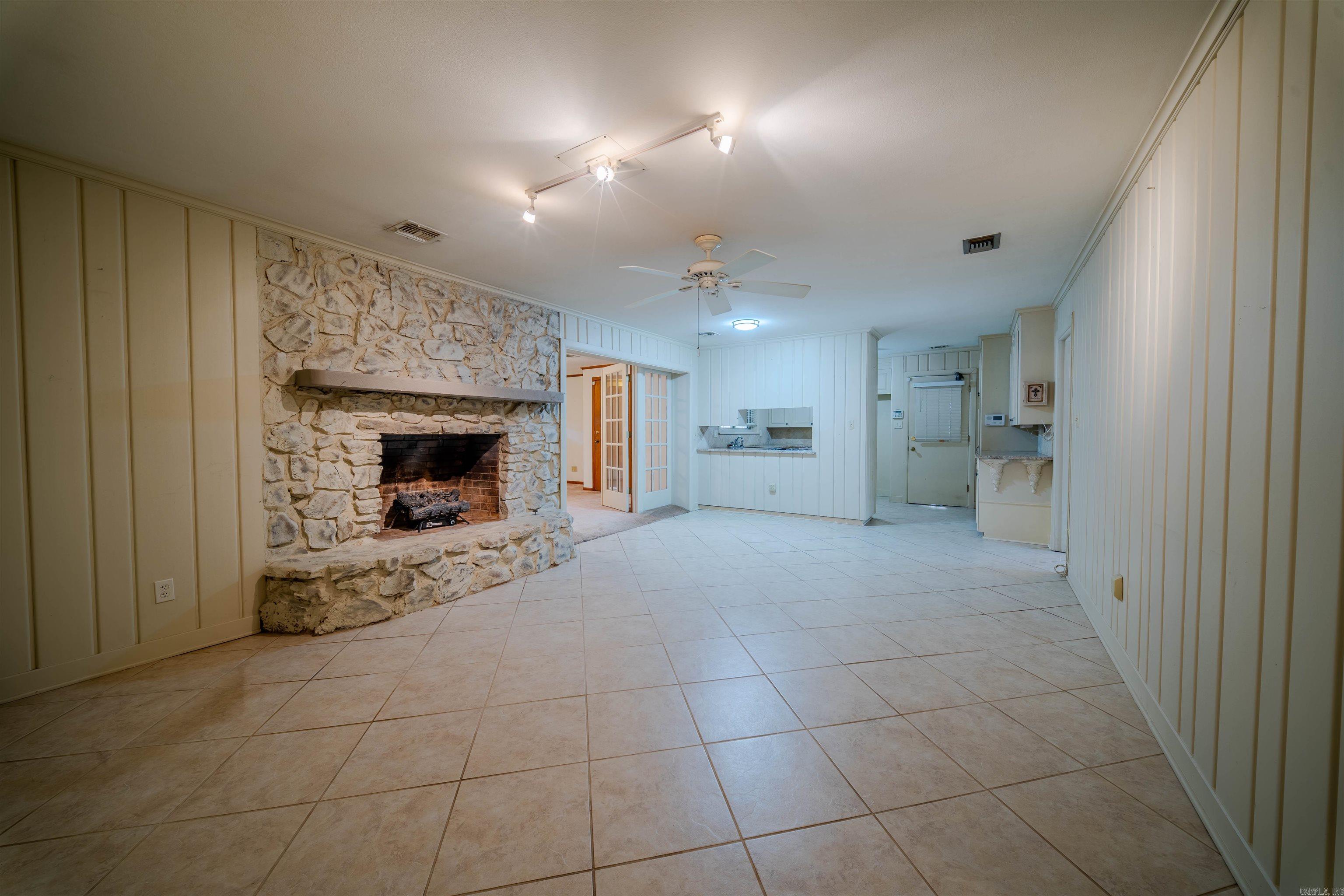 1609 W Cedar St  El Dorado, AR