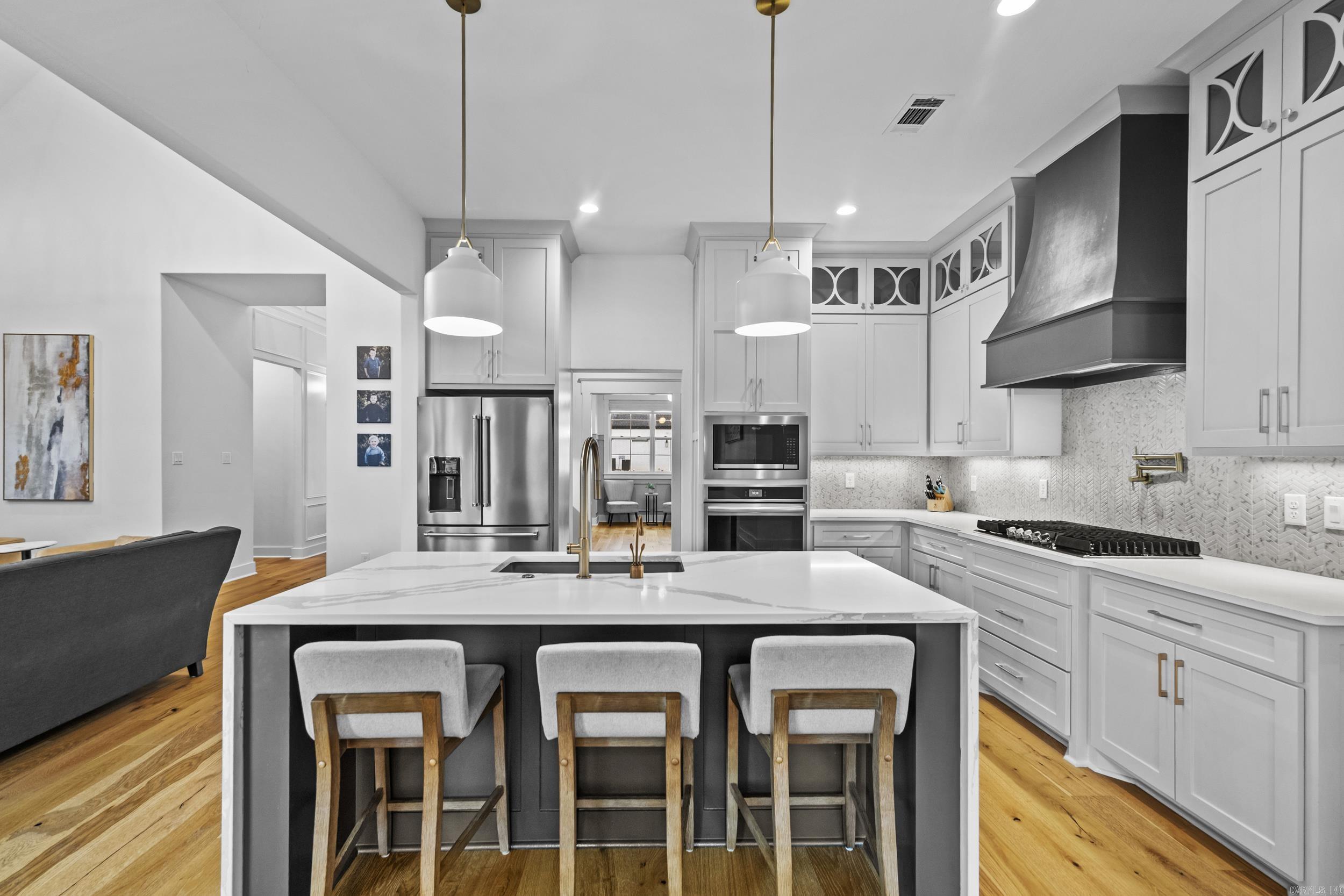 7230 Lake Point  Benton, AR