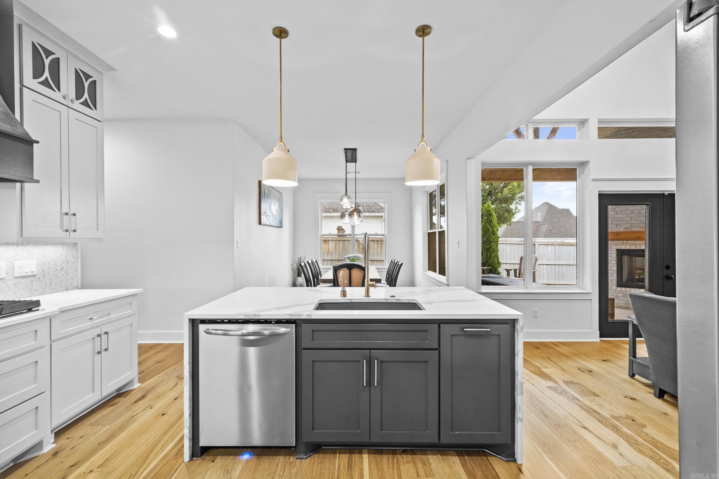 7230 Lake Point  Benton, AR