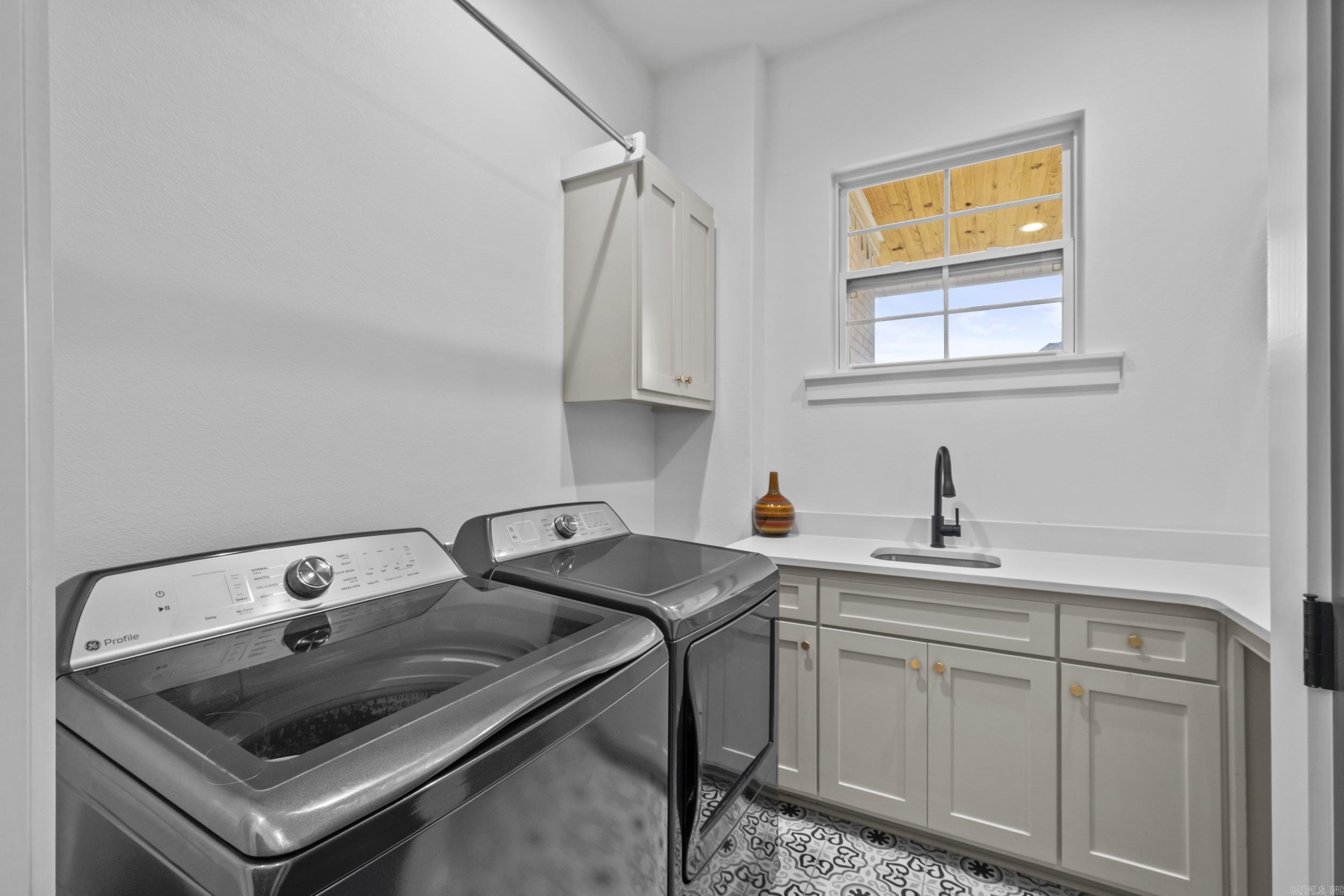 7230 Lake Point  Benton, AR