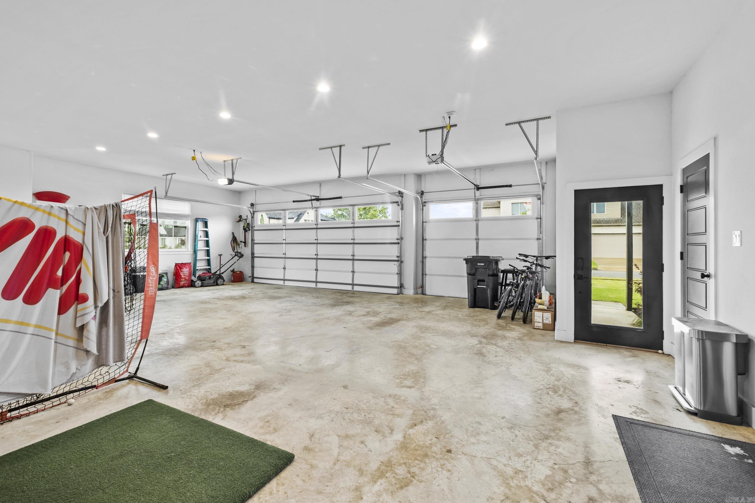 7230 Lake Point  Benton, AR