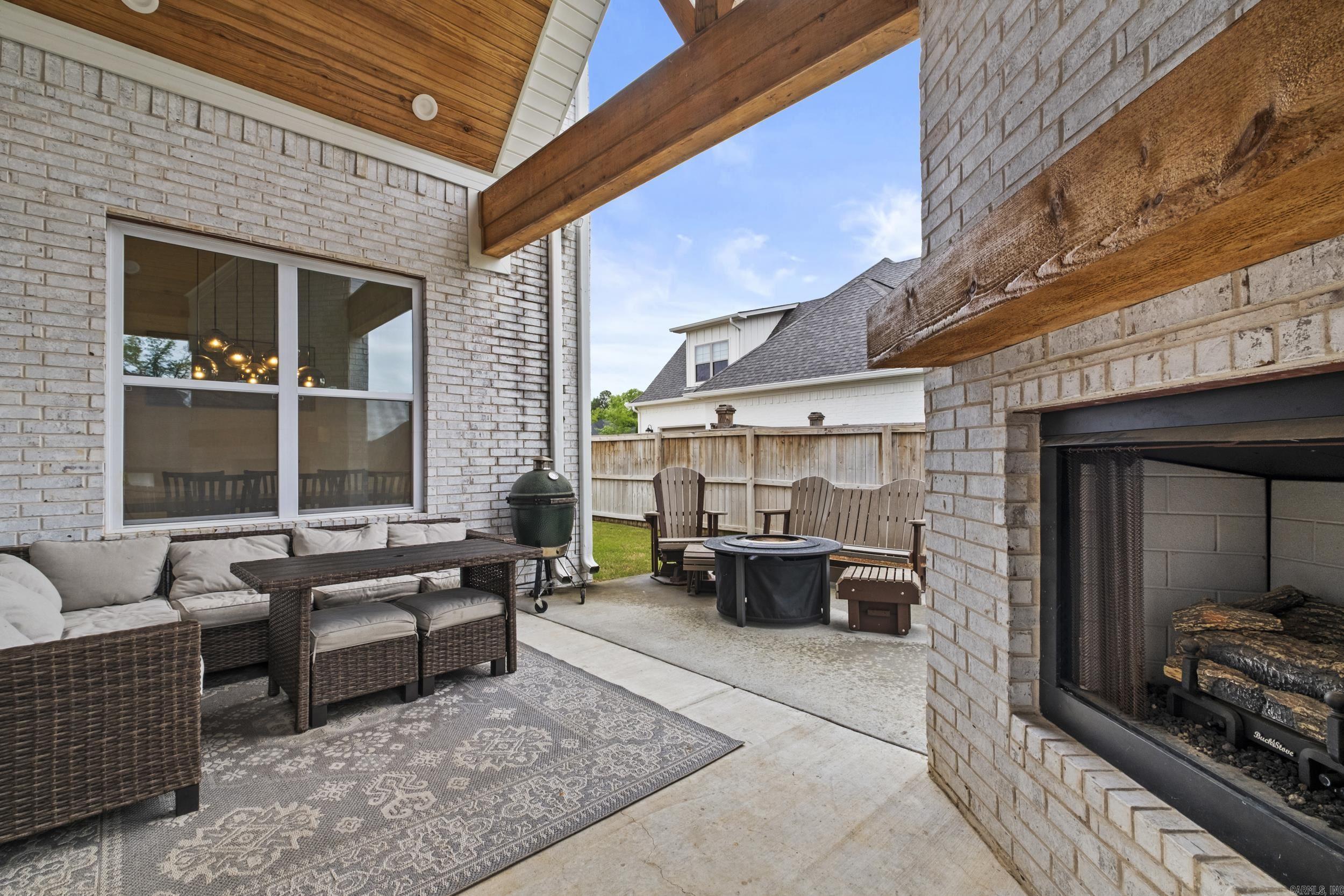 7230 Lake Point  Benton, AR