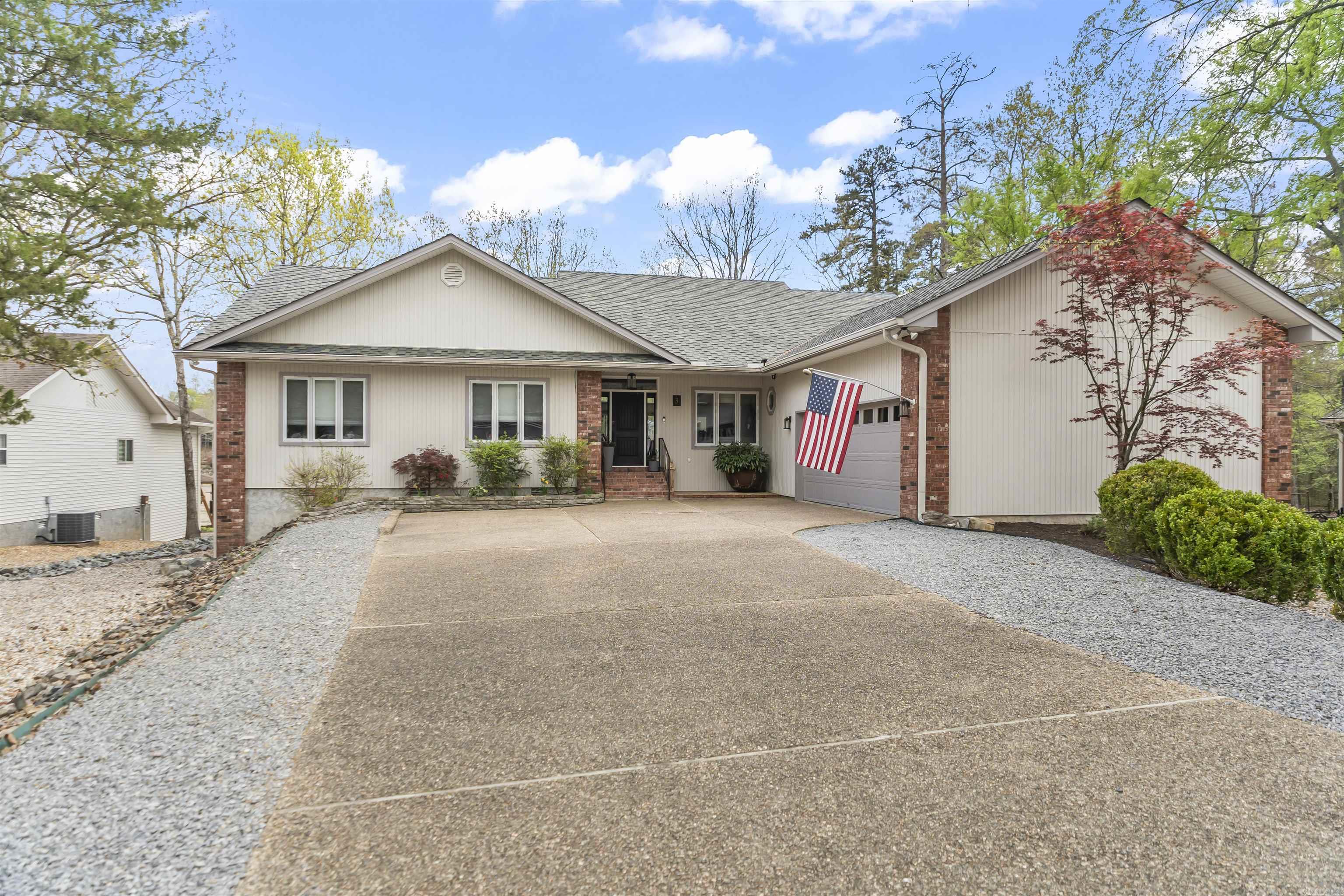 3 Levantino  Hot Springs Village, AR