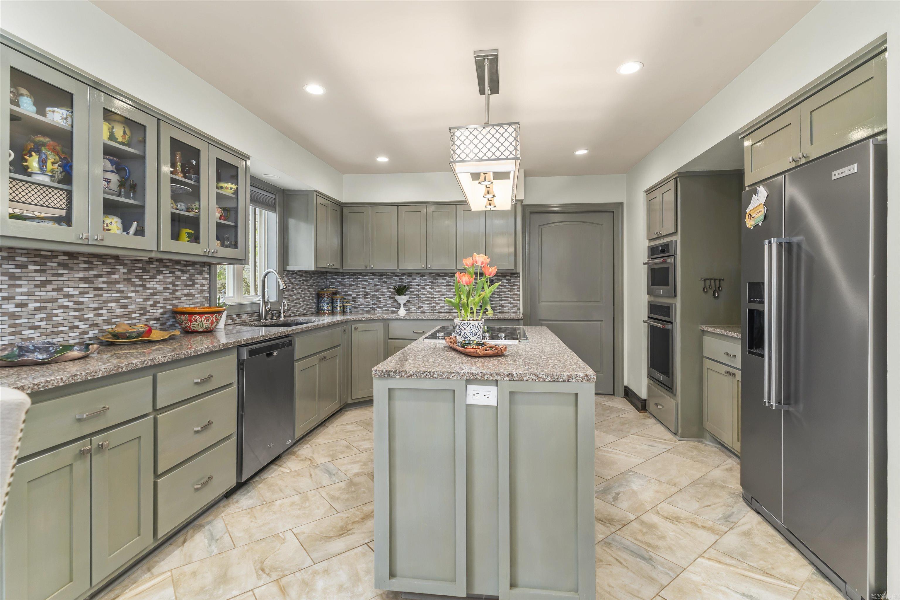 3 Levantino  Hot Springs Village, AR