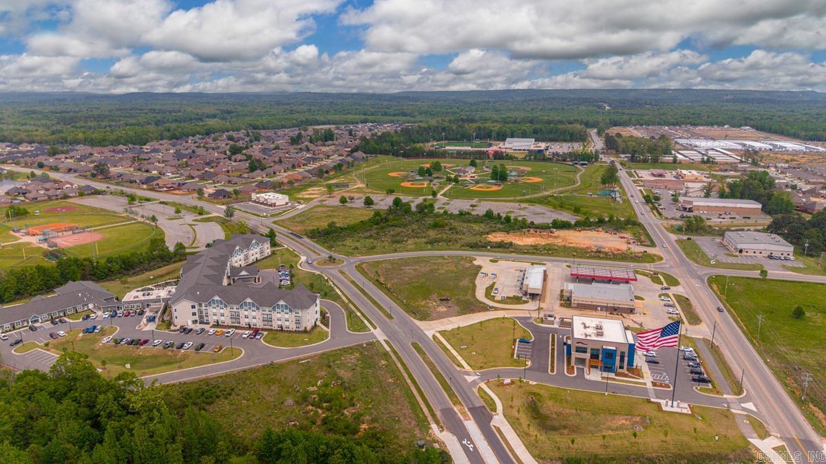 109 Diamond Park Ln  Maumelle, AR