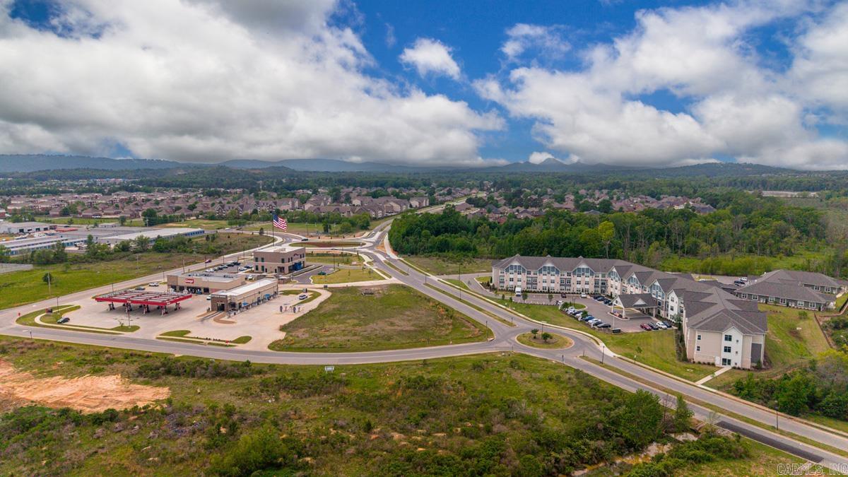 109 Diamond Park Ln  Maumelle, AR