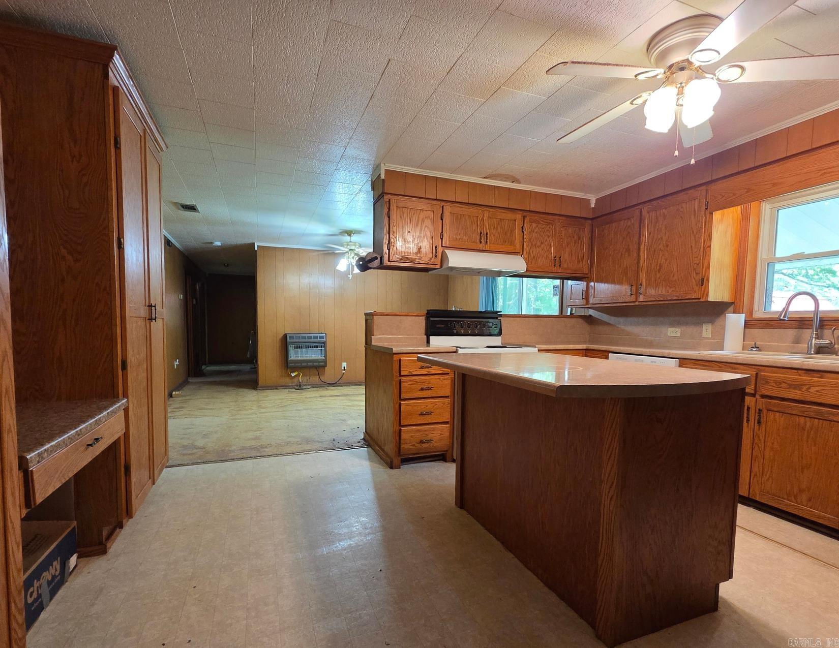 293 Social Hill Loop Malvern, AR 72104-0000