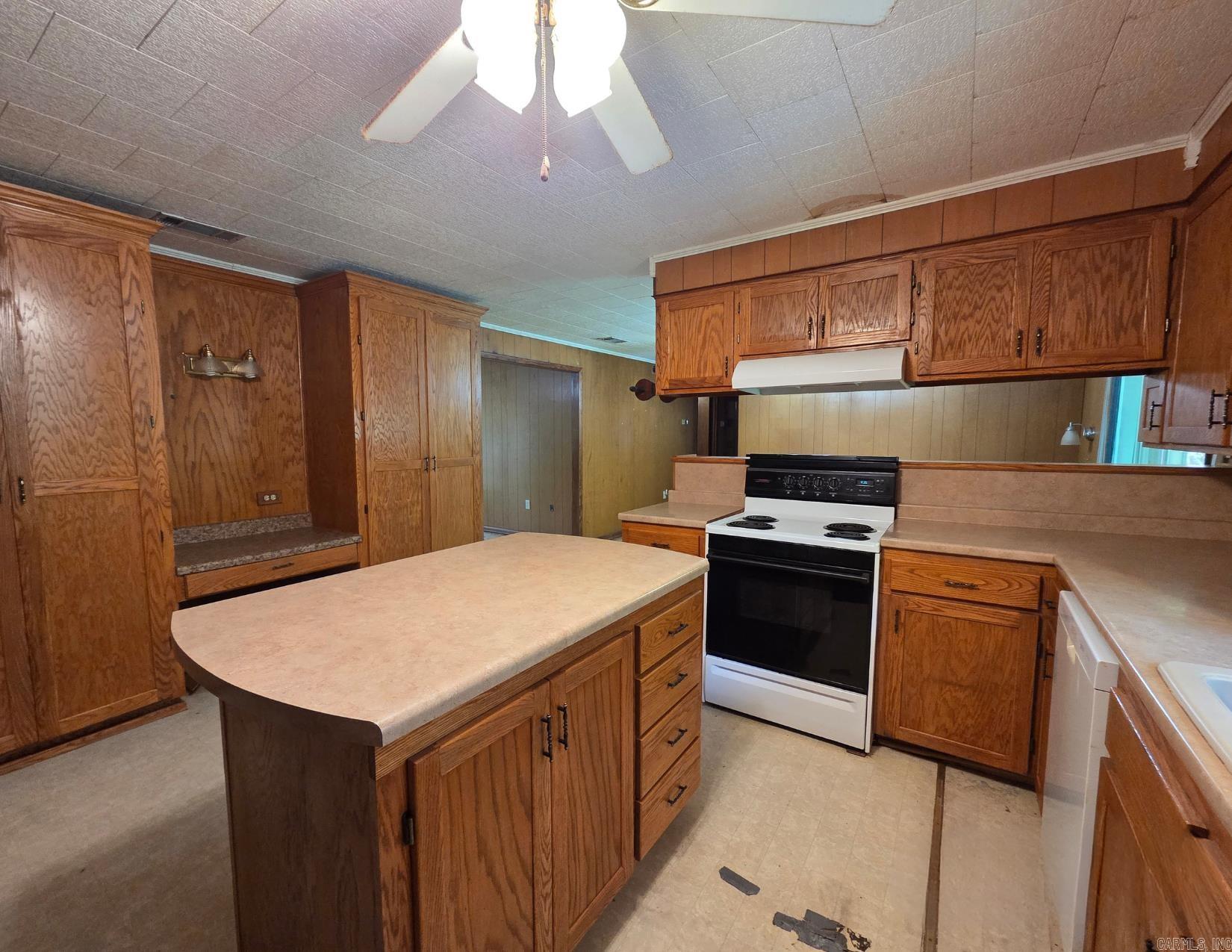 293 Social Hill Loop Malvern, AR 72104-0000