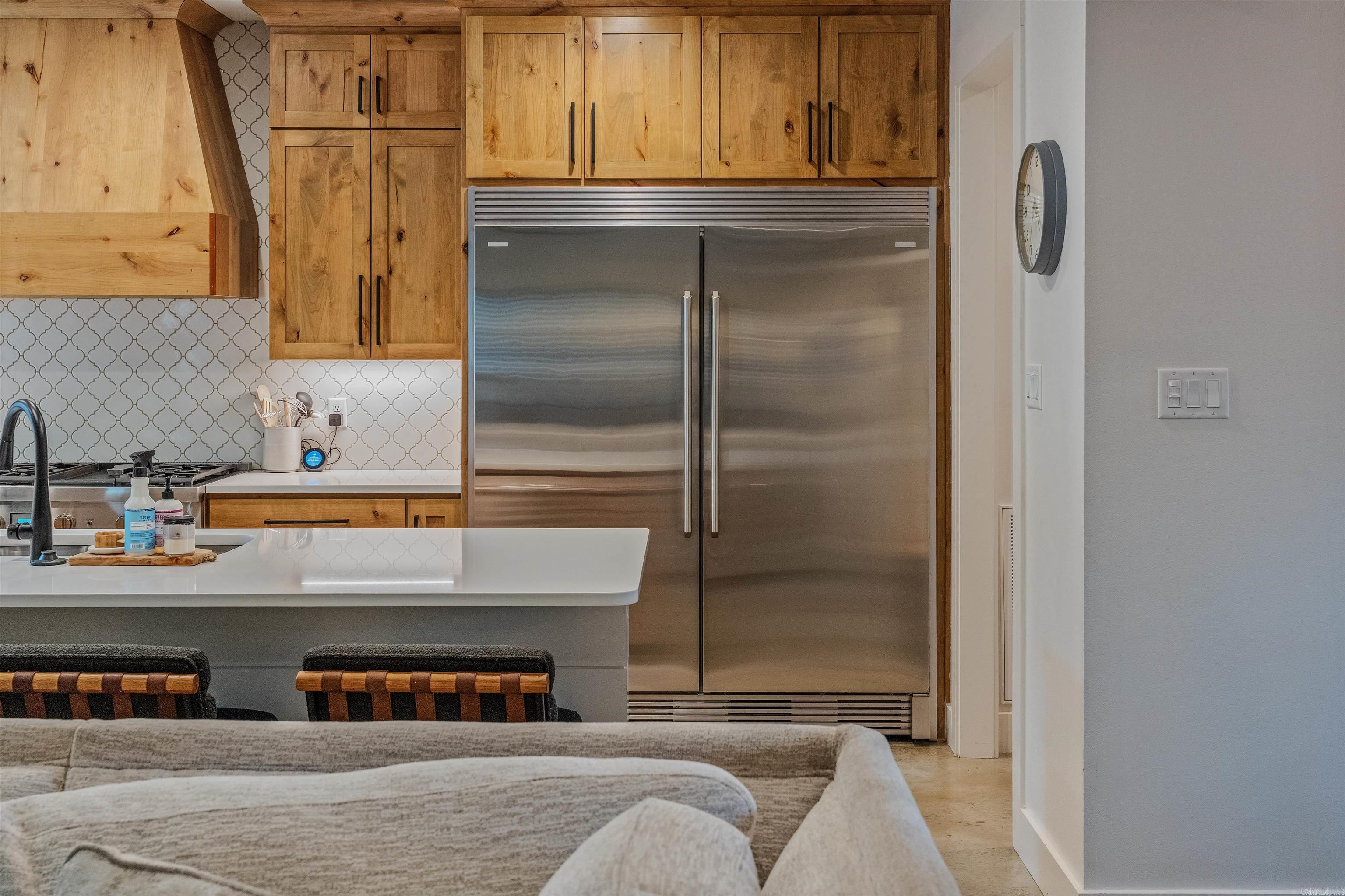 305 W Cross  Benton, AR