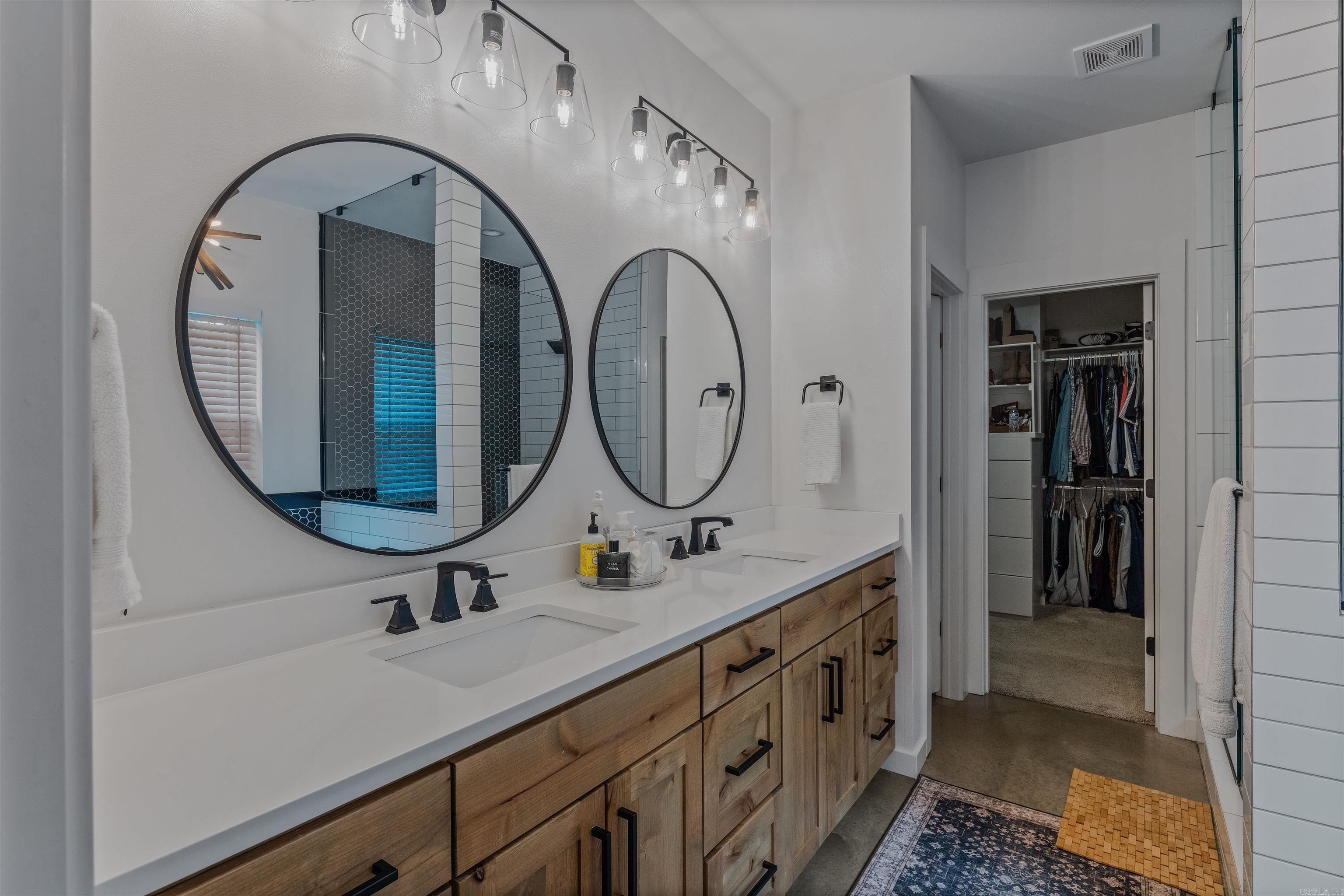 305 W Cross  Benton, AR