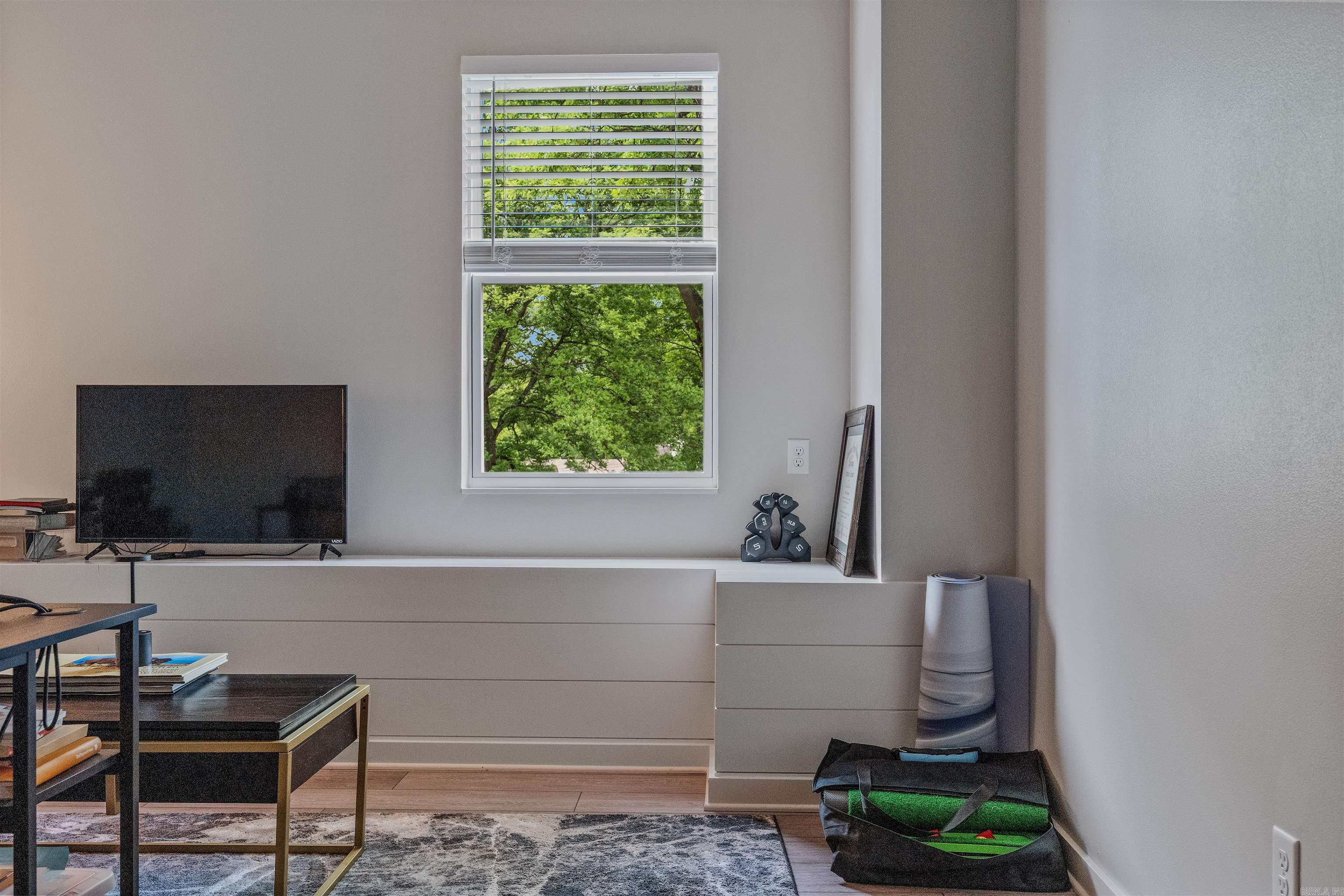 305 W Cross  Benton, AR