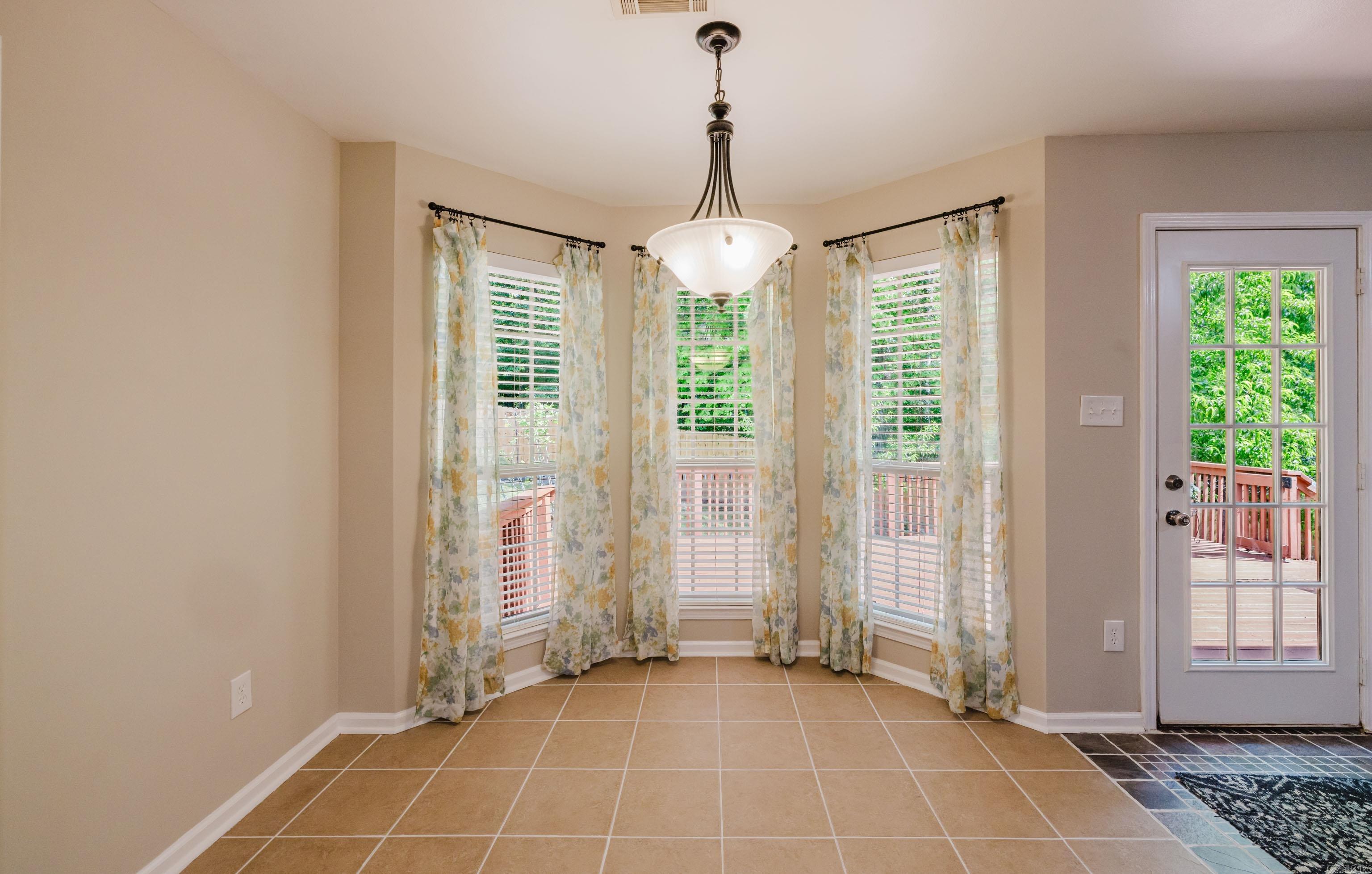 1202 Oxford Ave Benton, AR 72019