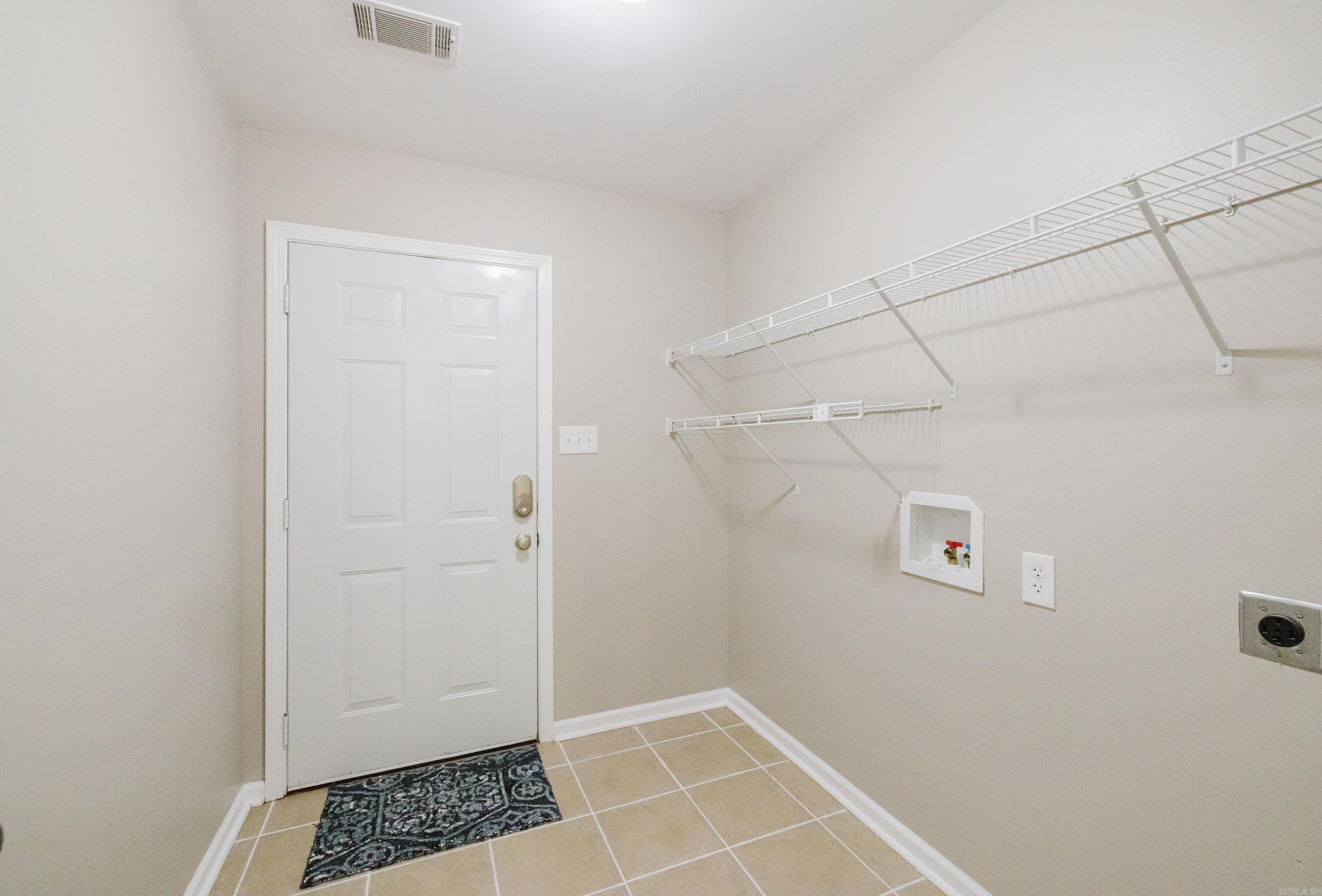 1202 Oxford Ave Benton, AR 72019