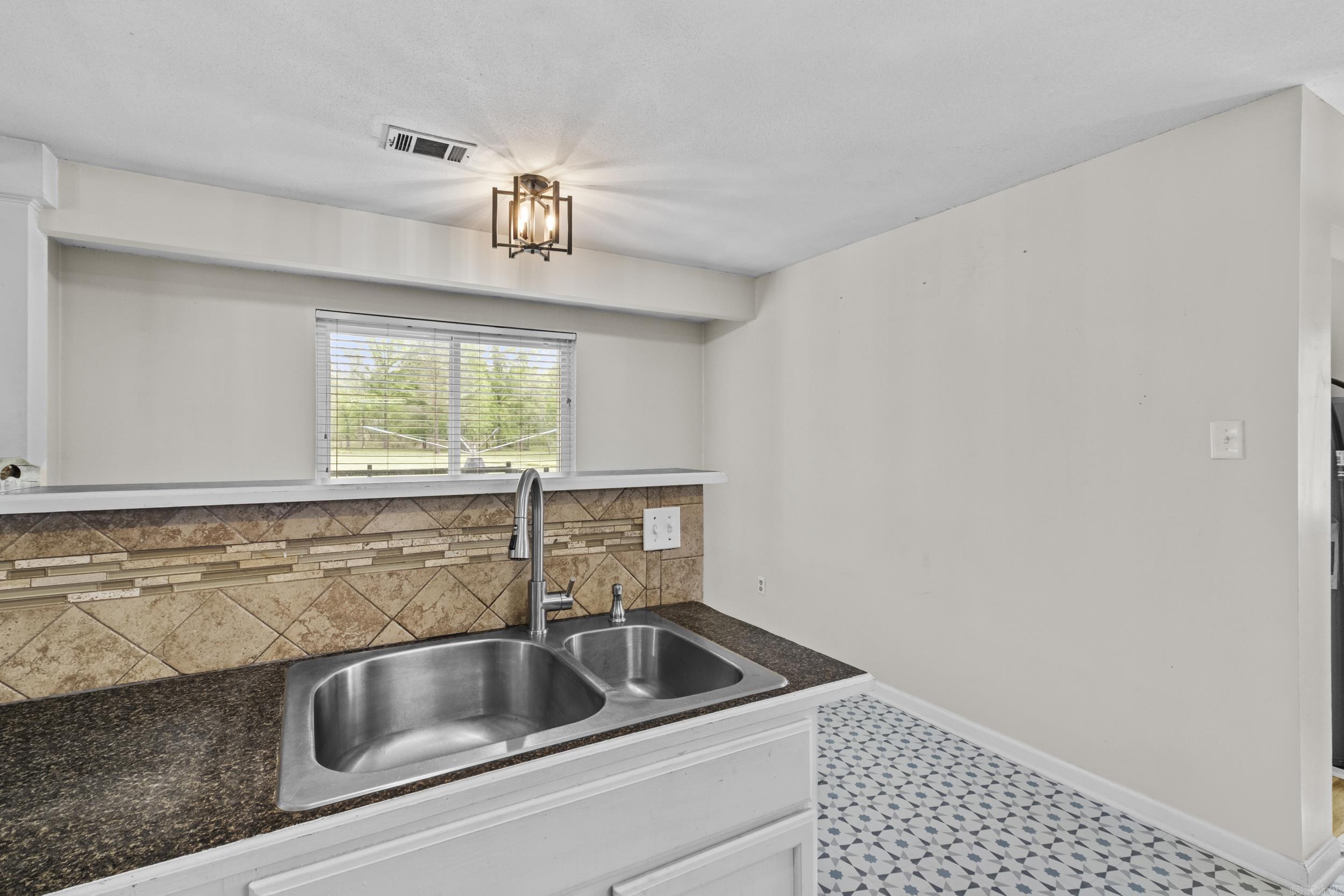 8420 Jacksonville Conway  Jacksonville, AR