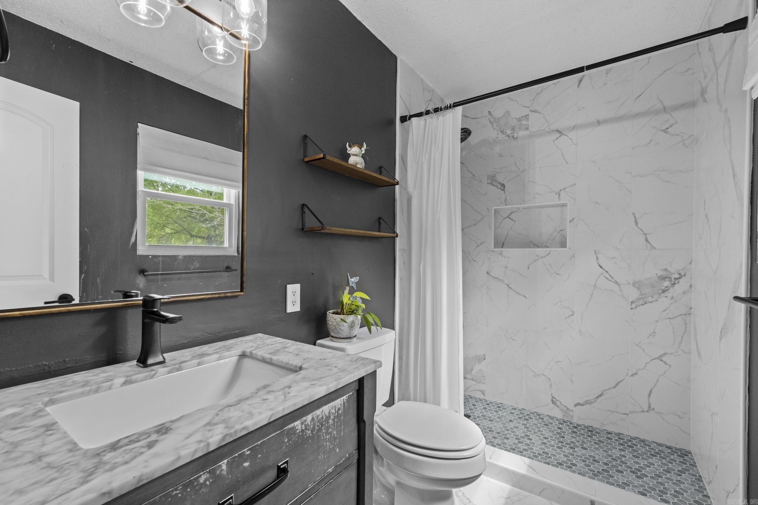 8420 Jacksonville Conway  Jacksonville, AR