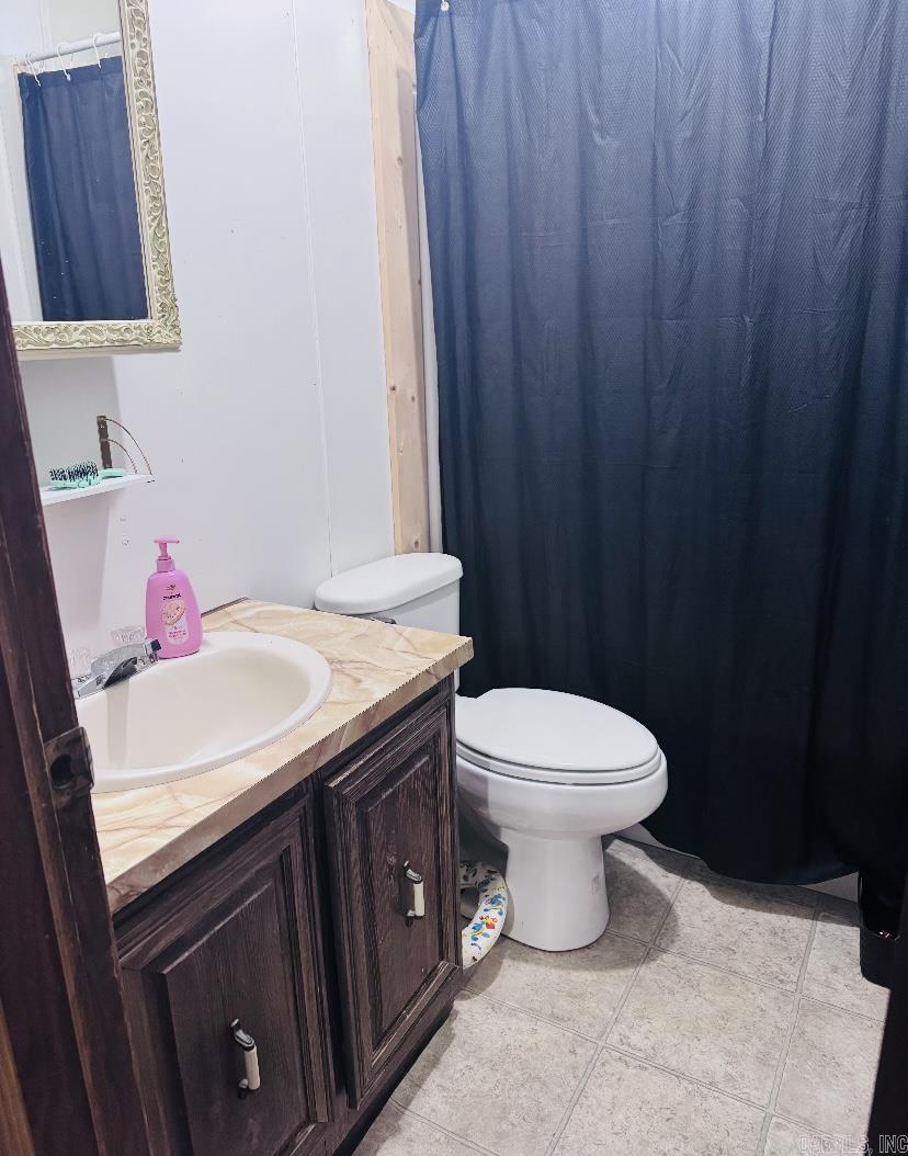 944 E Highway 270  Mount Ida, AR