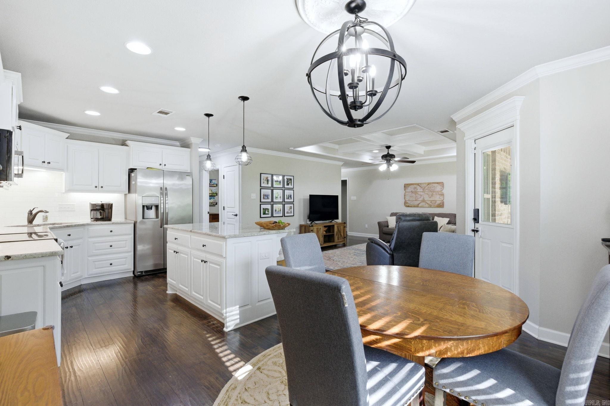 23 Fletcher Dr  Austin, AR