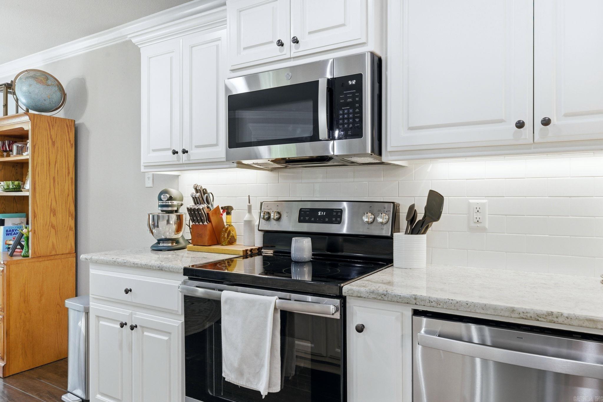 23 Fletcher Dr  Austin, AR