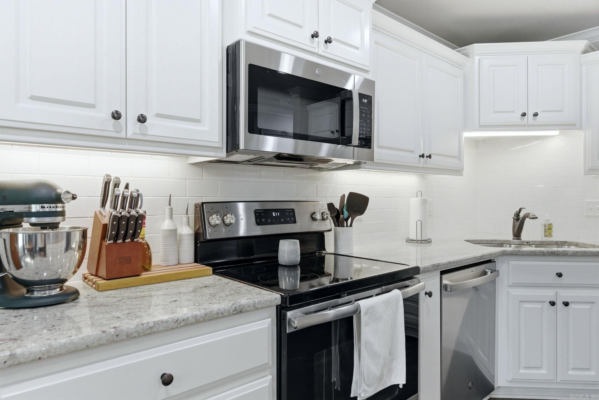 23 Fletcher Dr  Austin, AR