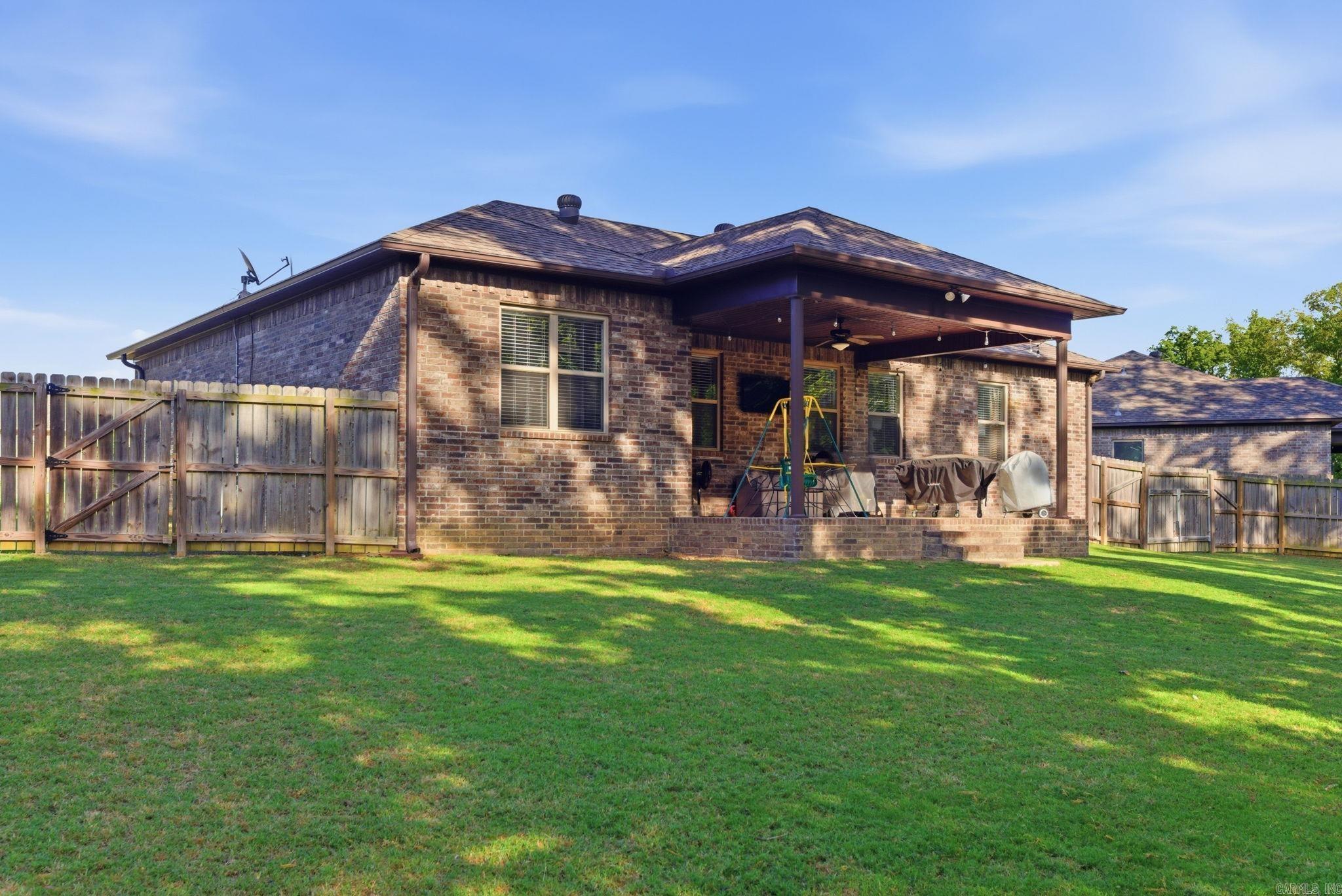 23 Fletcher Dr  Austin, AR