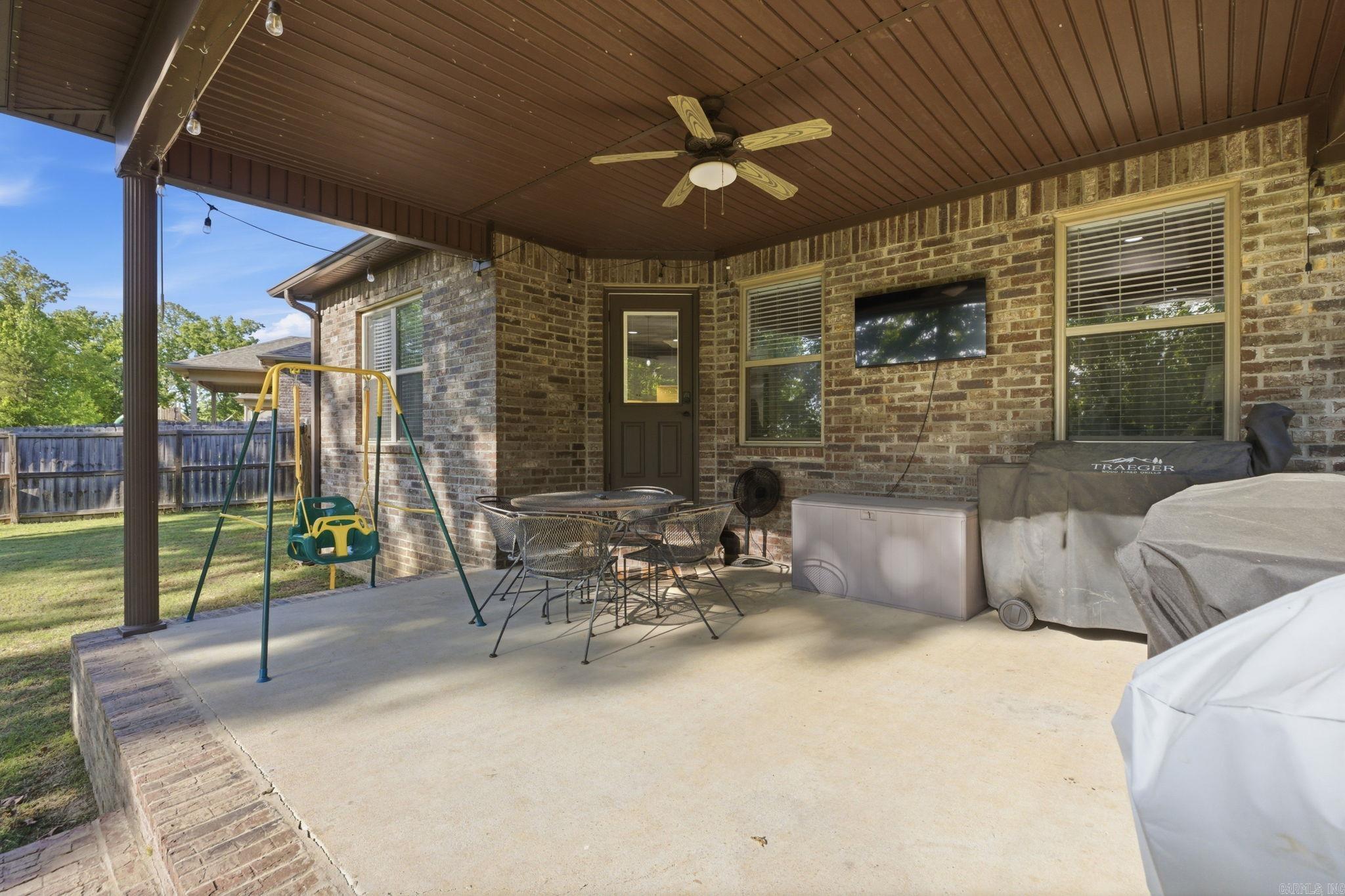 23 Fletcher Dr  Austin, AR