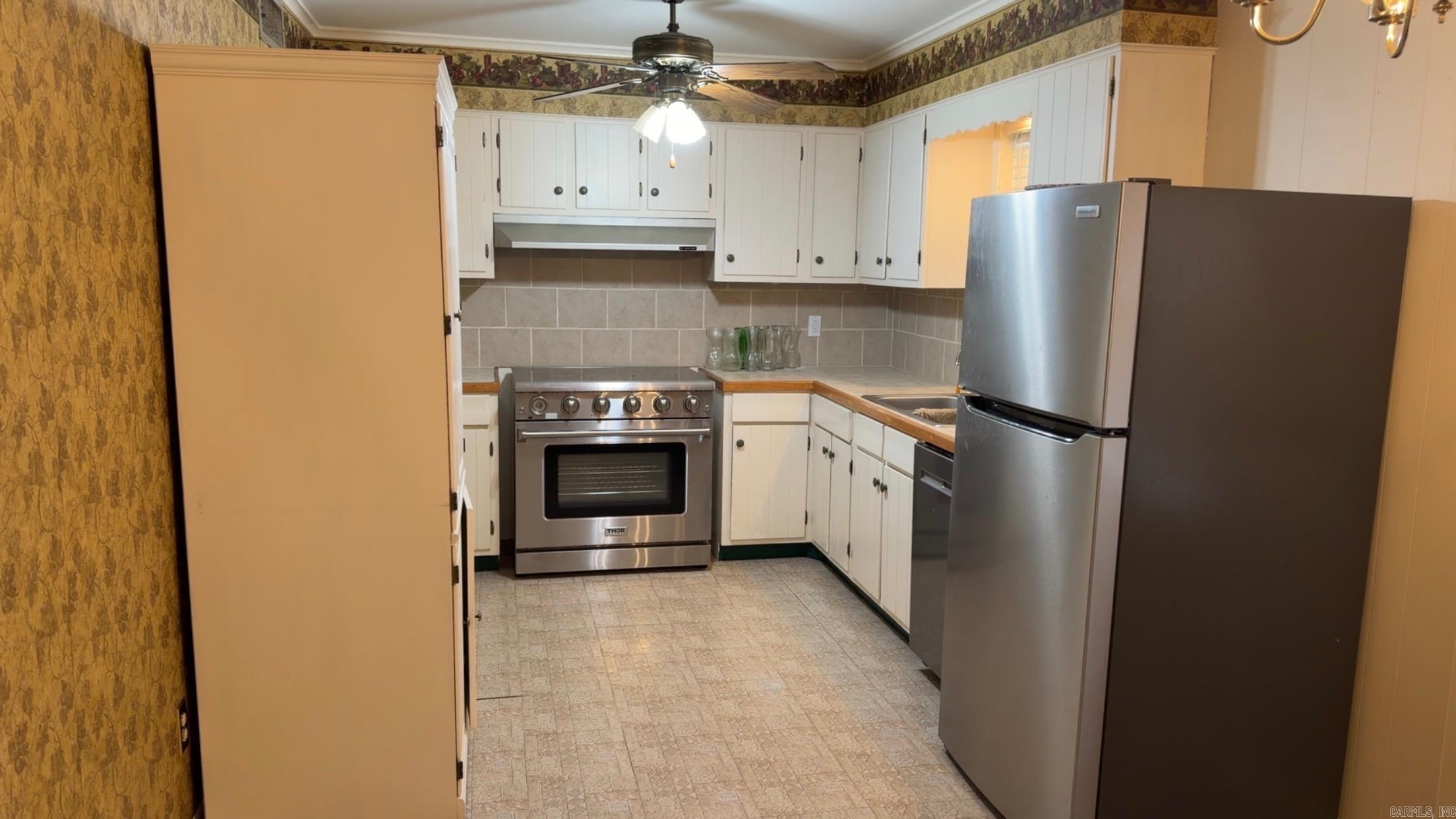 104 S Crestview  Dumas, AR