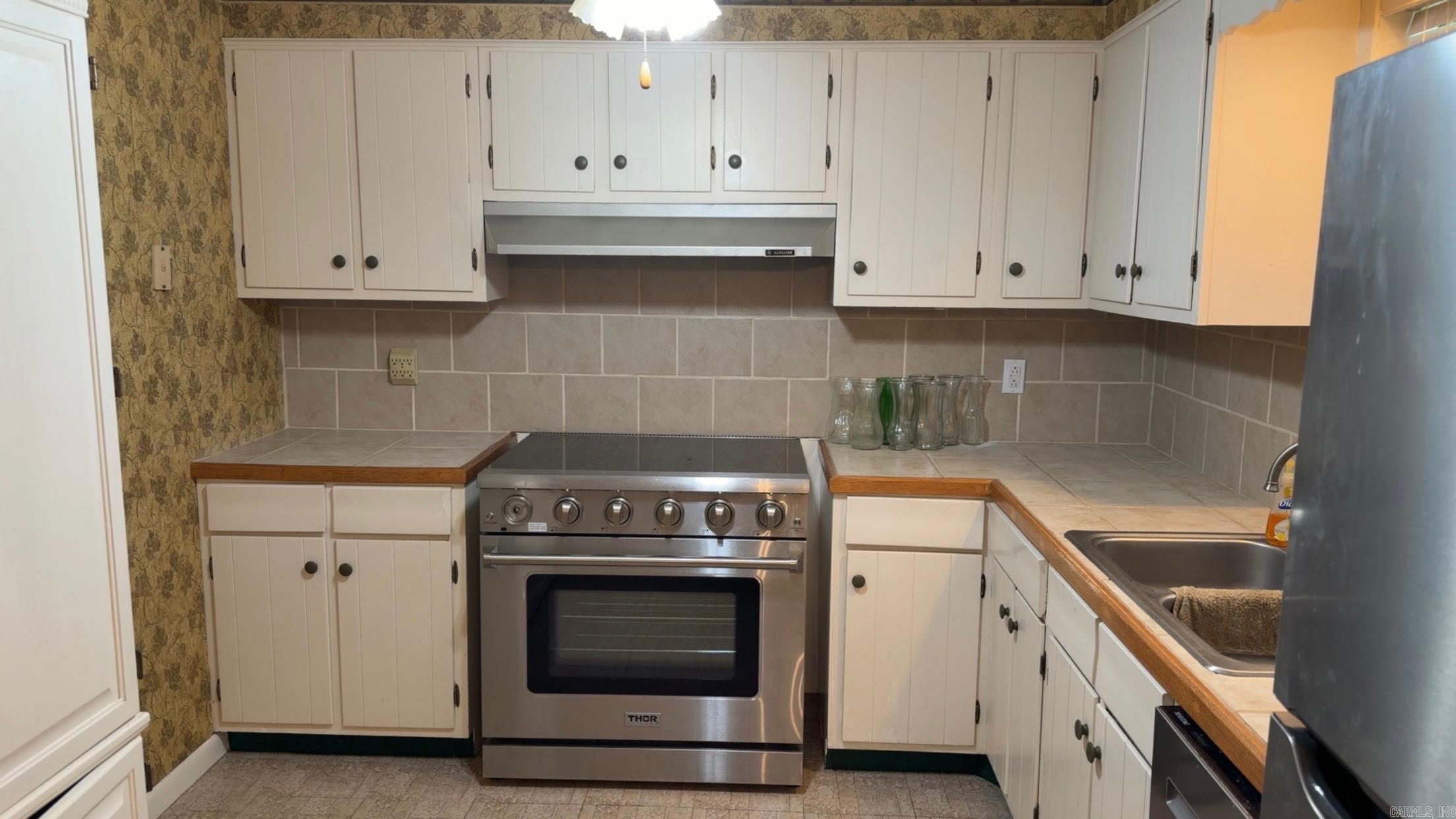 104 S Crestview  Dumas, AR