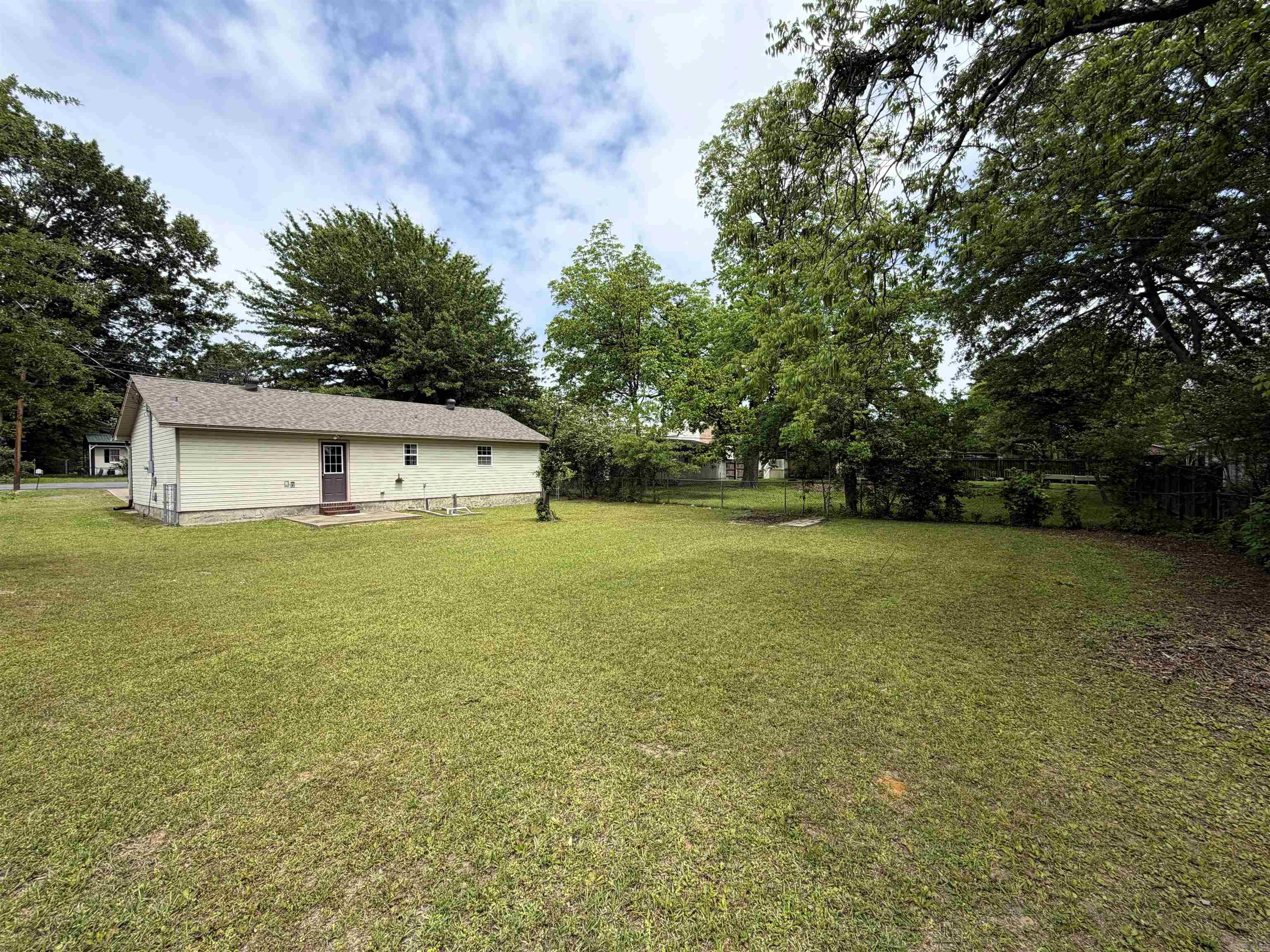 405 W Vine  Sheridan, AR