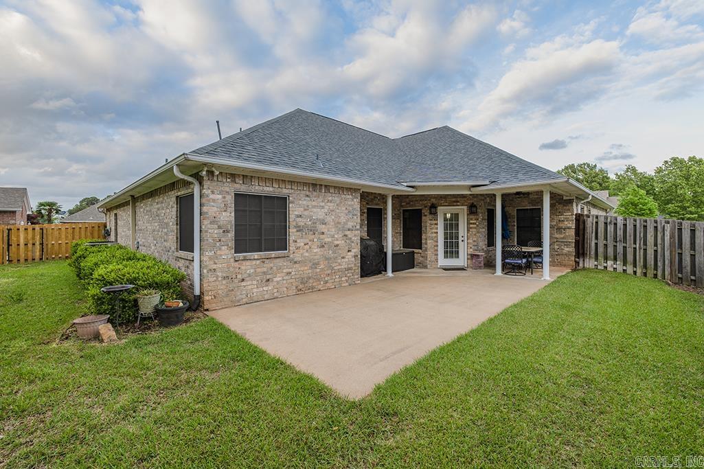 7101 Tall Oaks  Texarkana, AR