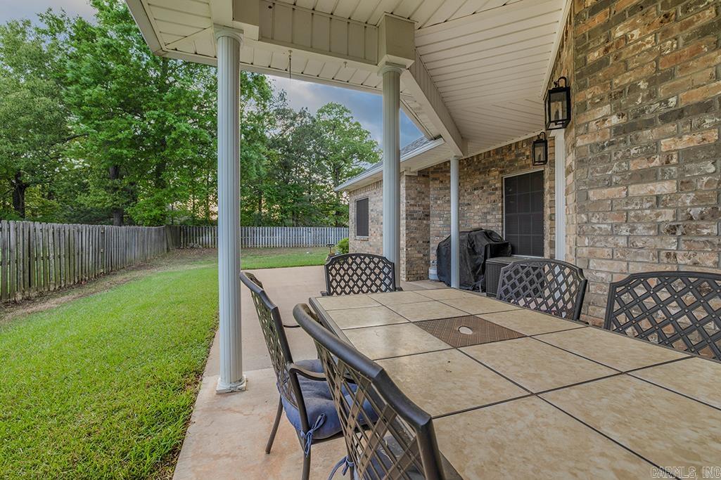 7101 Tall Oaks  Texarkana, AR