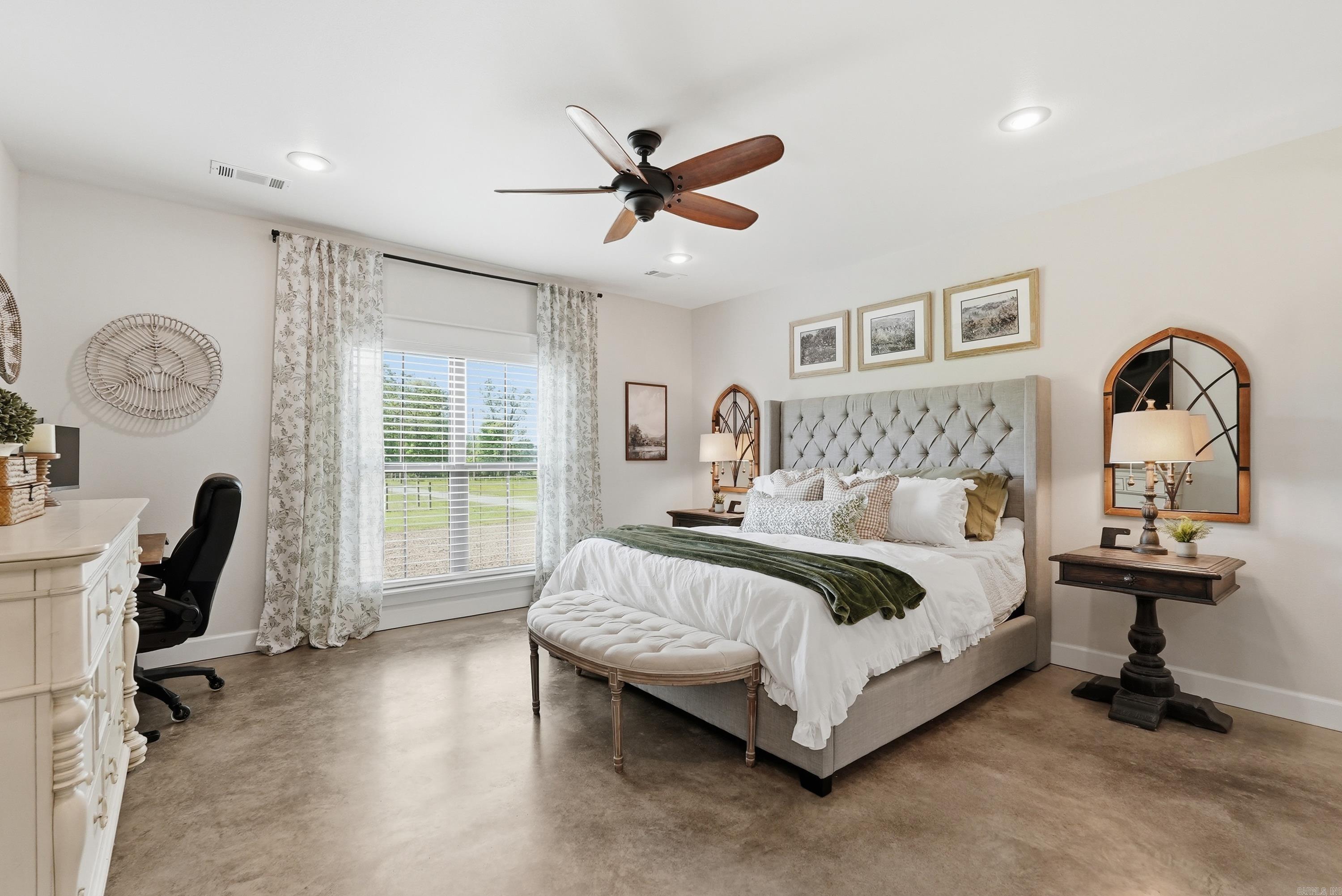 168 Burgess  Greenbrier, AR