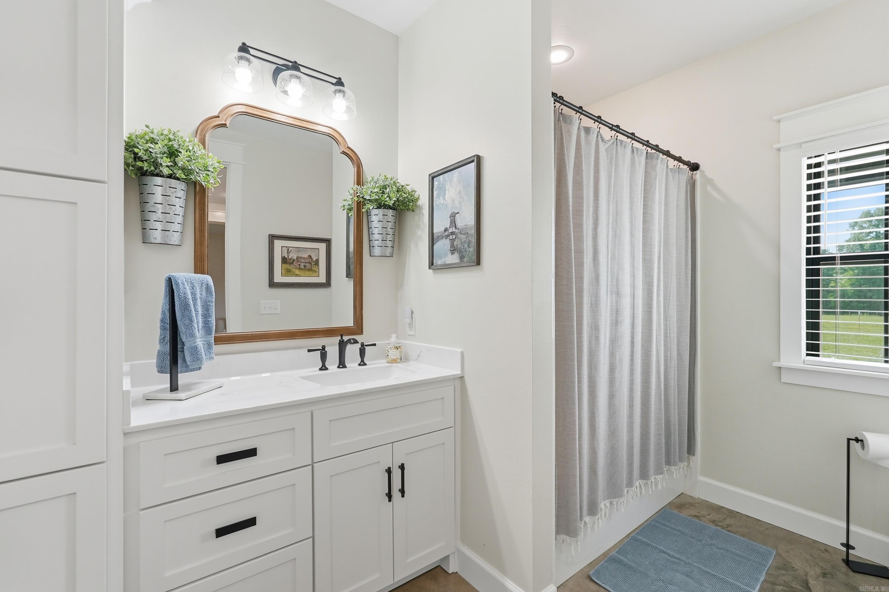 168 Burgess  Greenbrier, AR