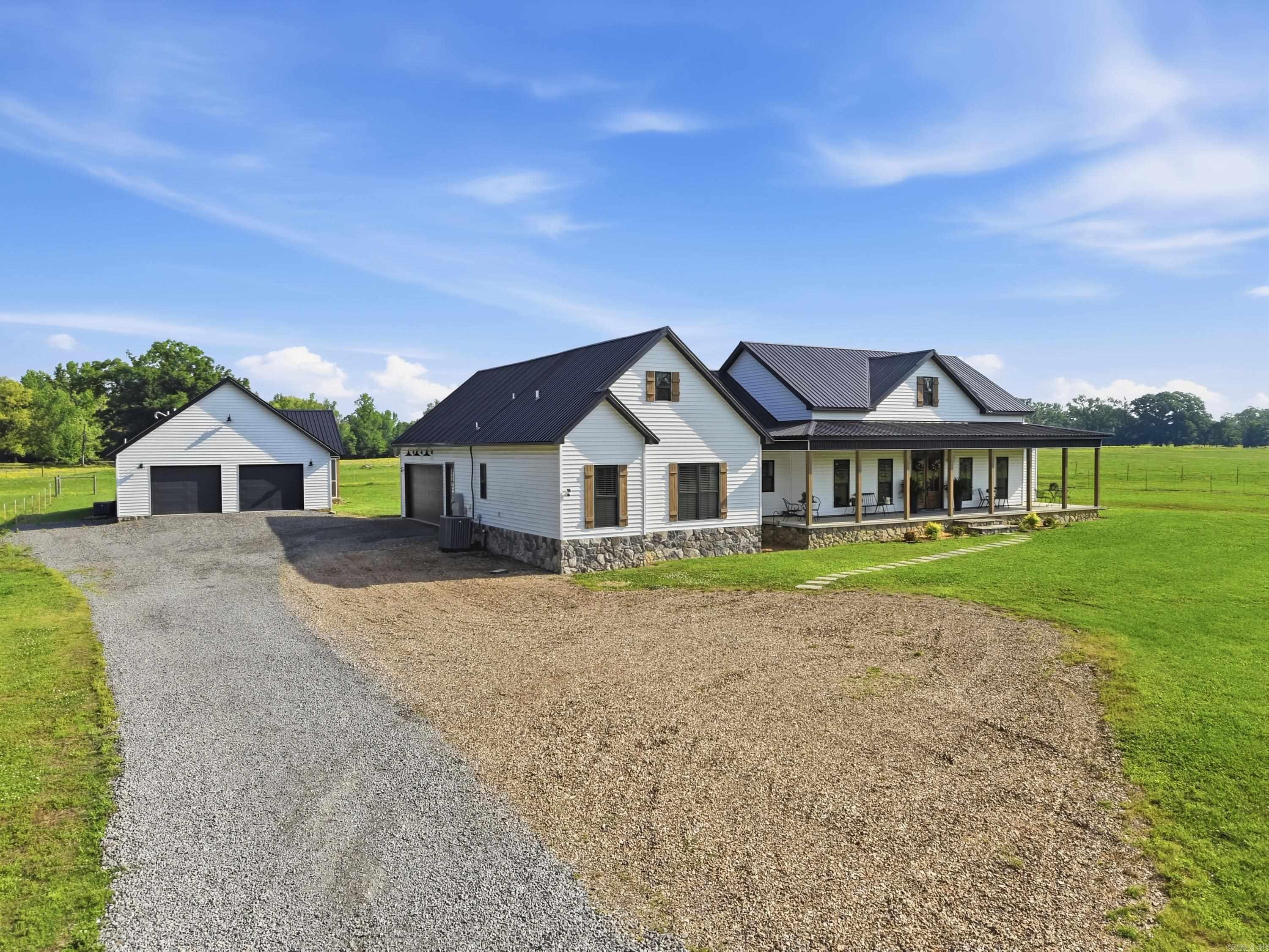 168 Burgess  Greenbrier, AR