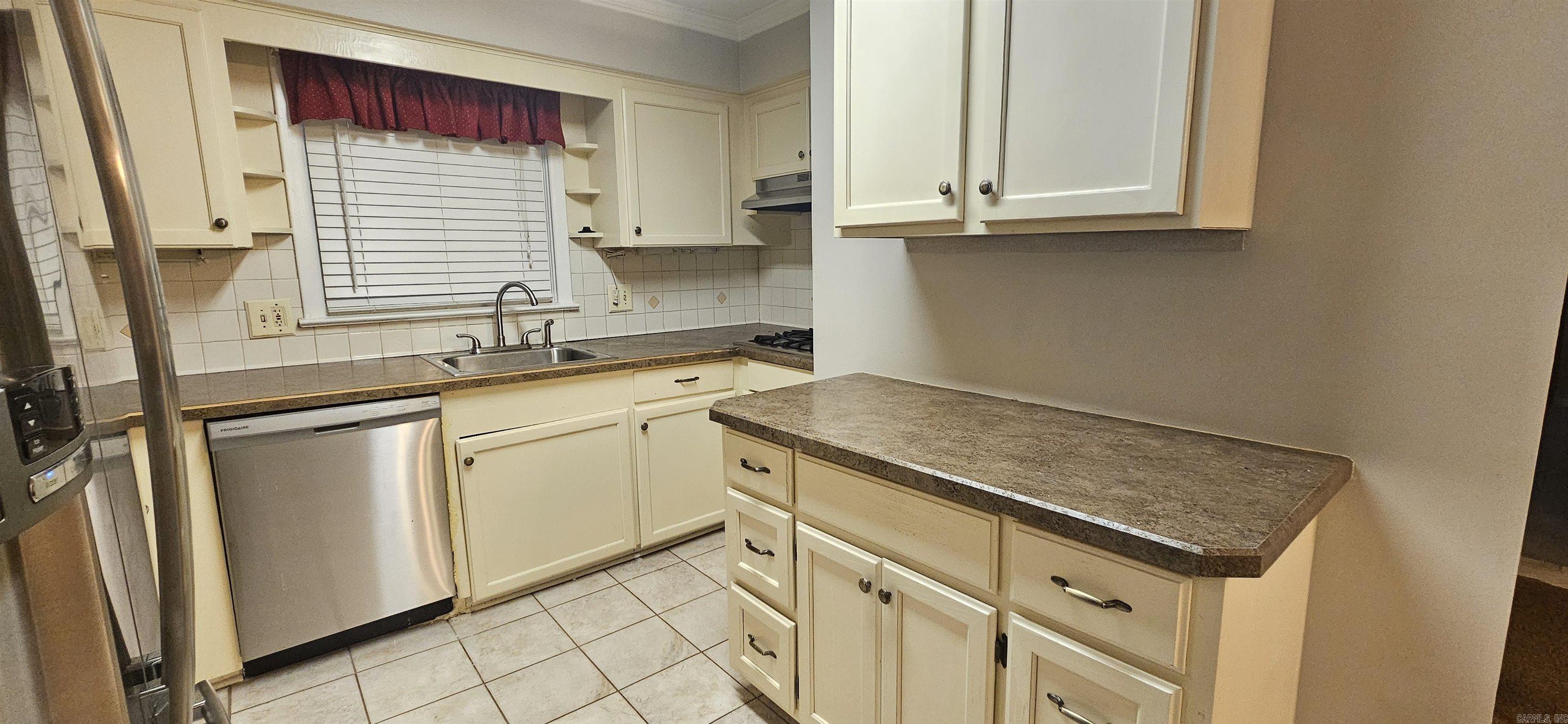 7302 Woodside  Little Rock, AR